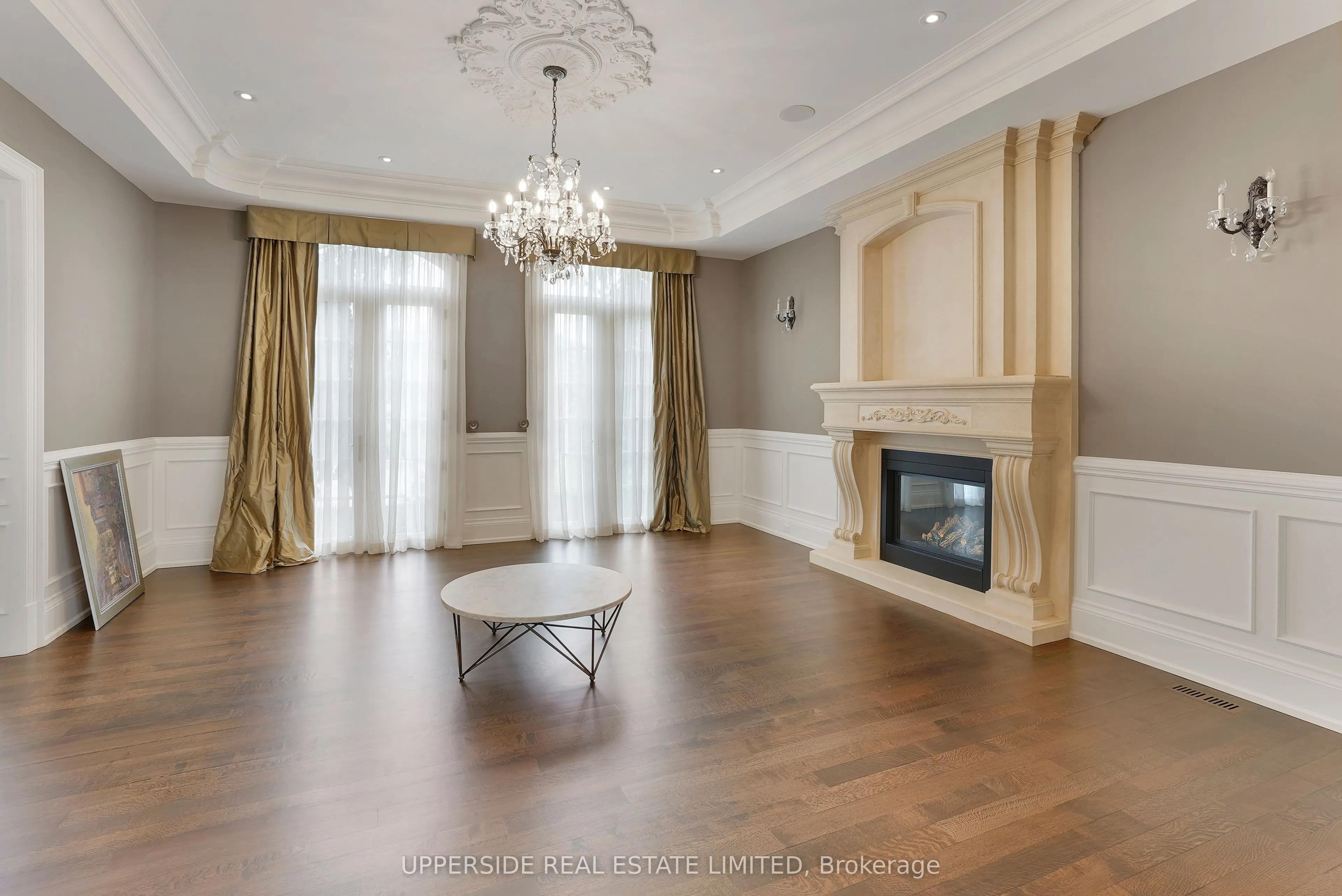 29 Riverside Boulevard W