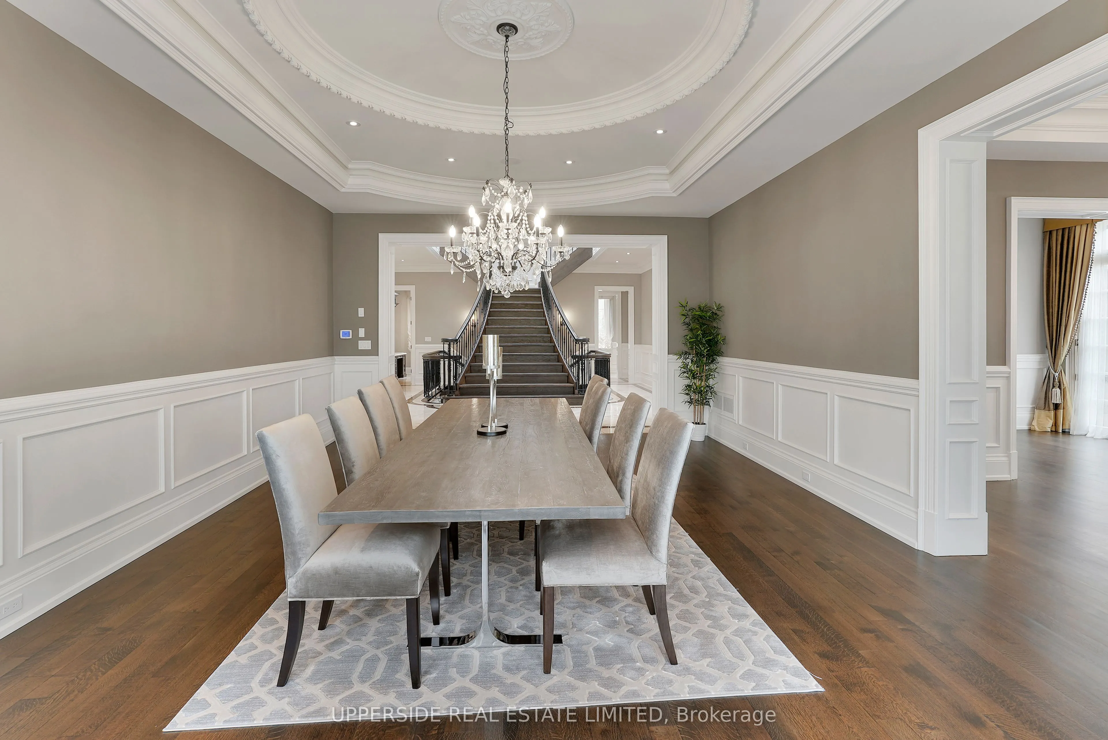 29 Riverside Boulevard W