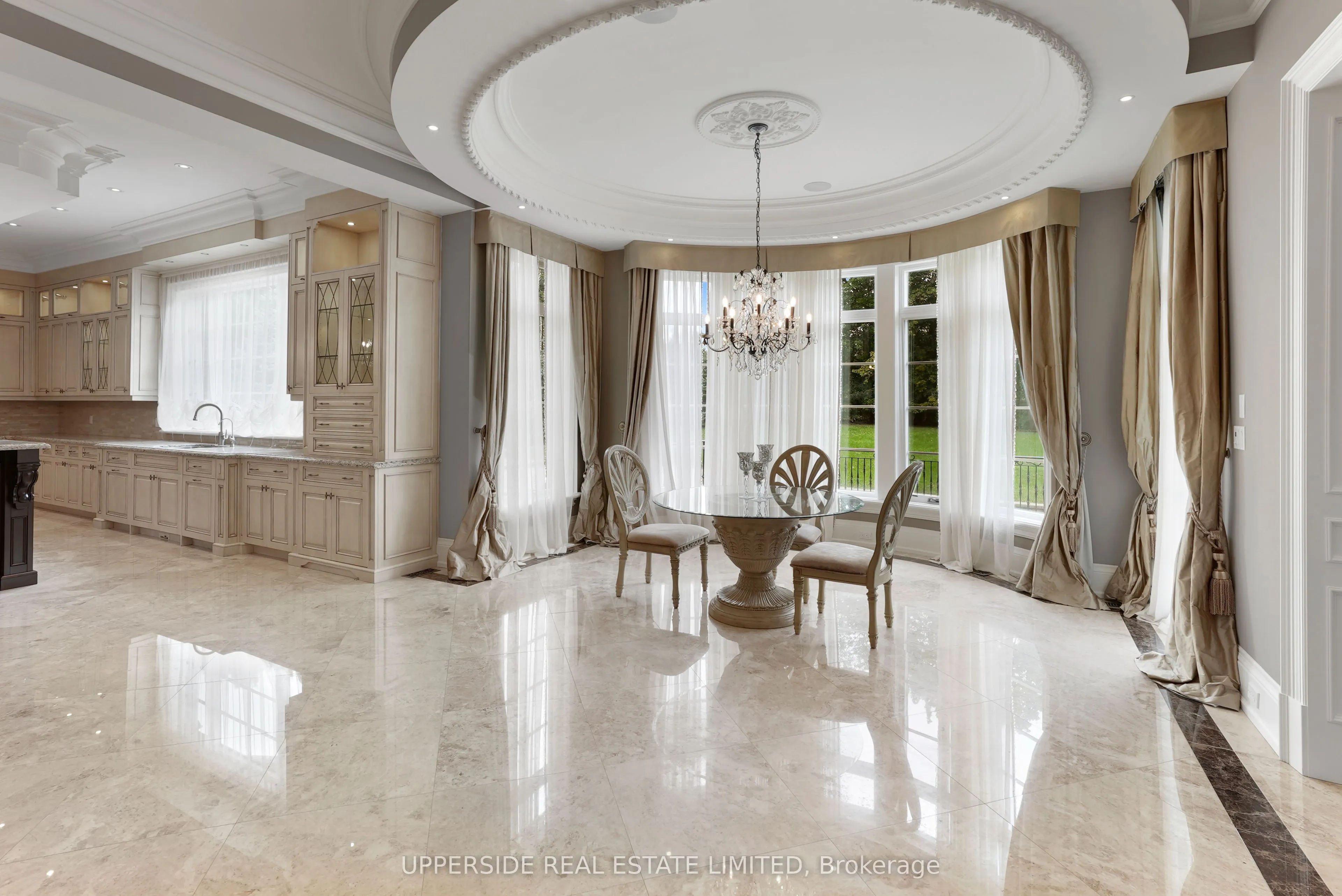 29 Riverside Boulevard W