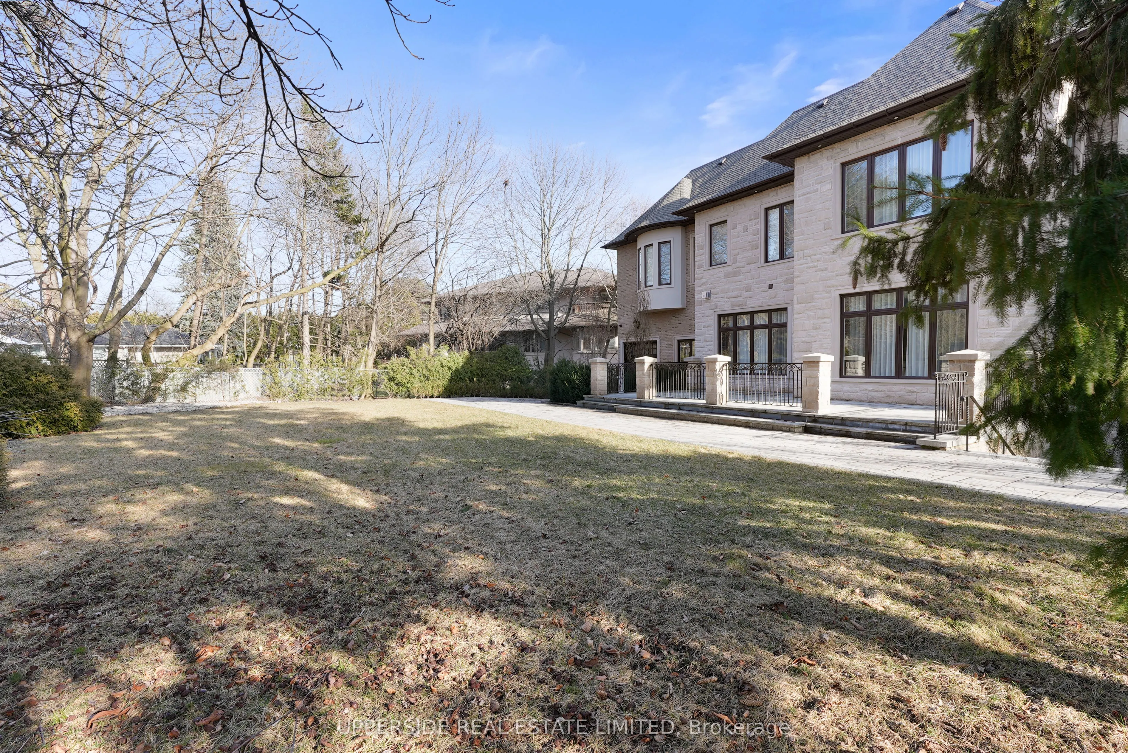 28 Thornridge Drive