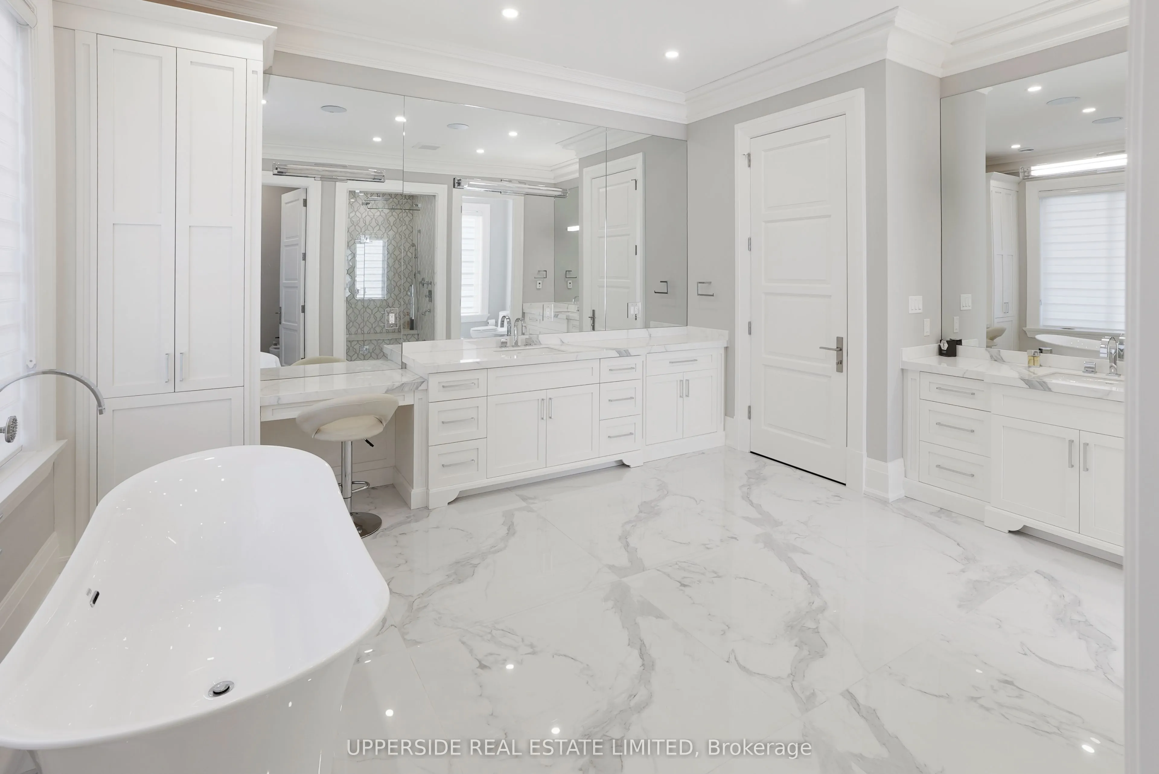 28 Thornridge Drive