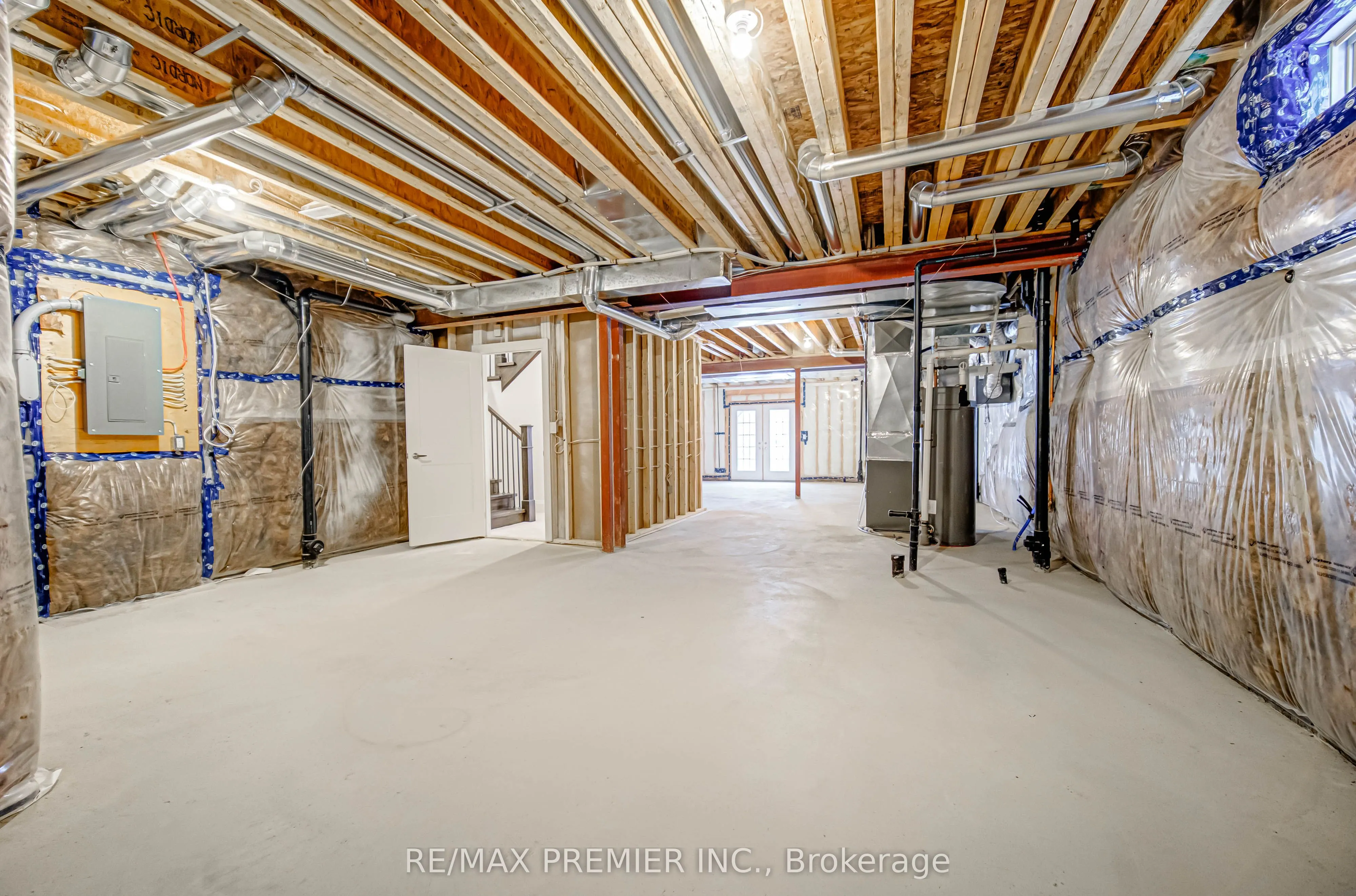31 Bayberry Drive E
