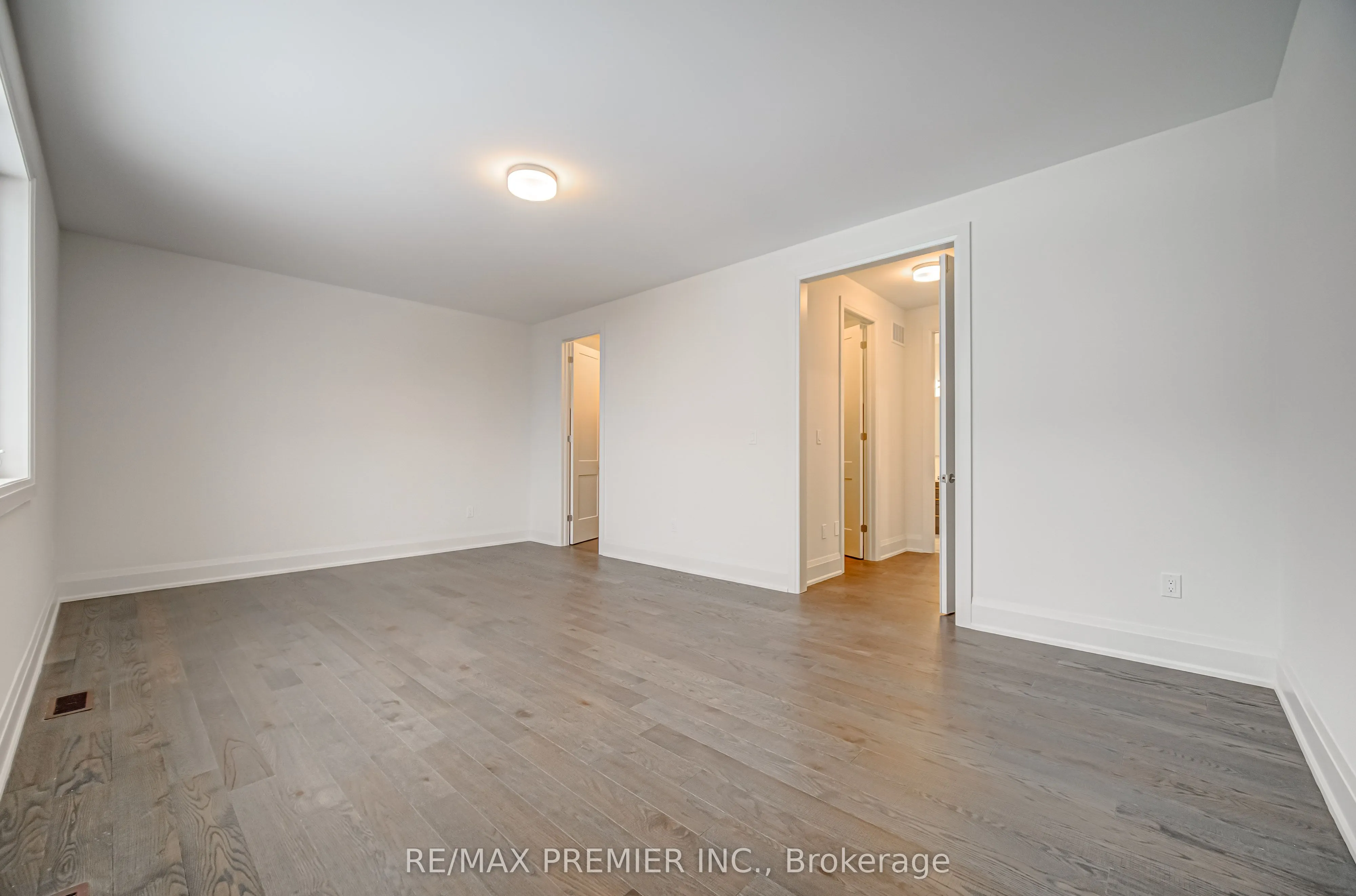 31 Bayberry Drive E