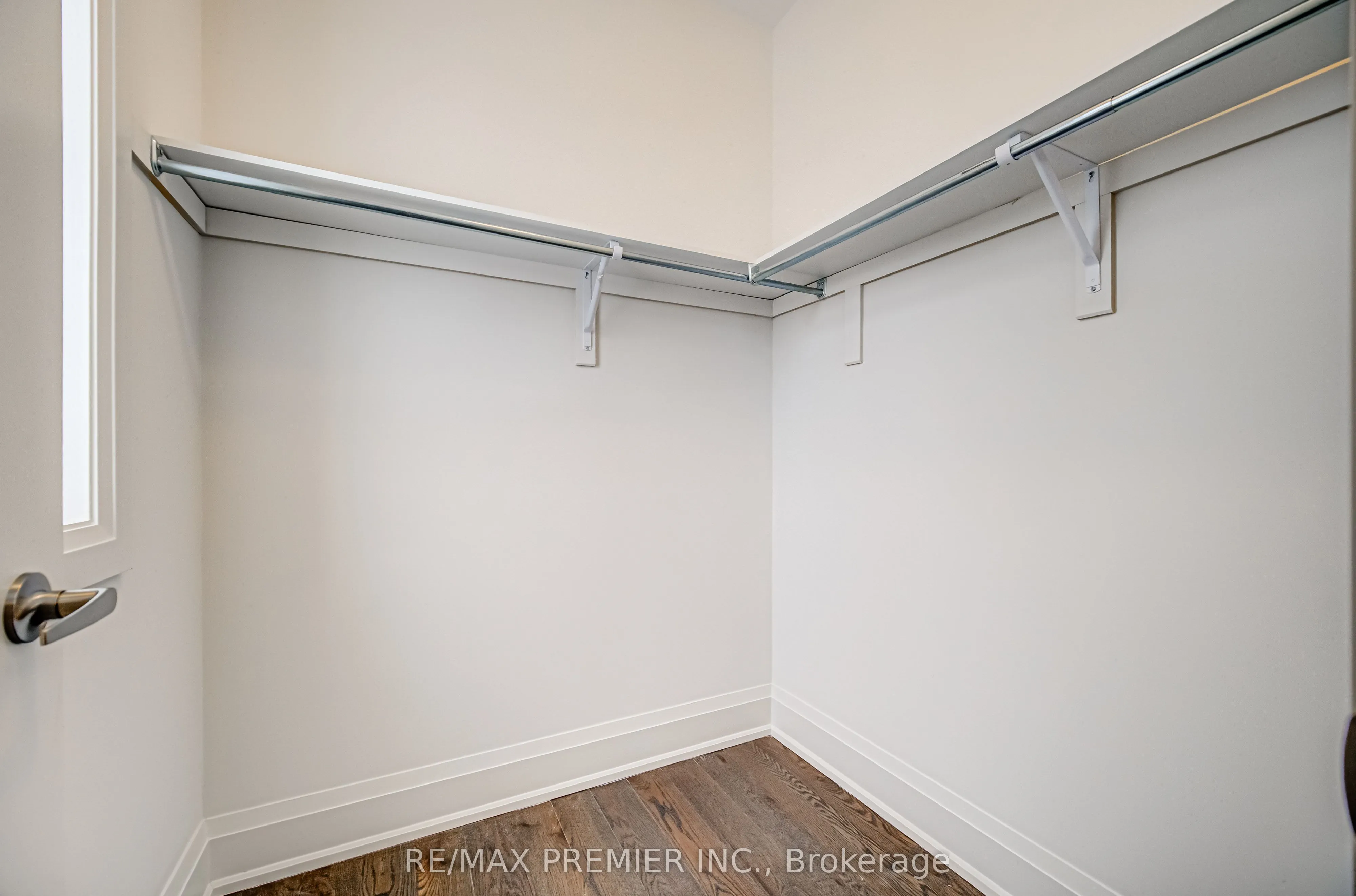 31 Bayberry Drive E