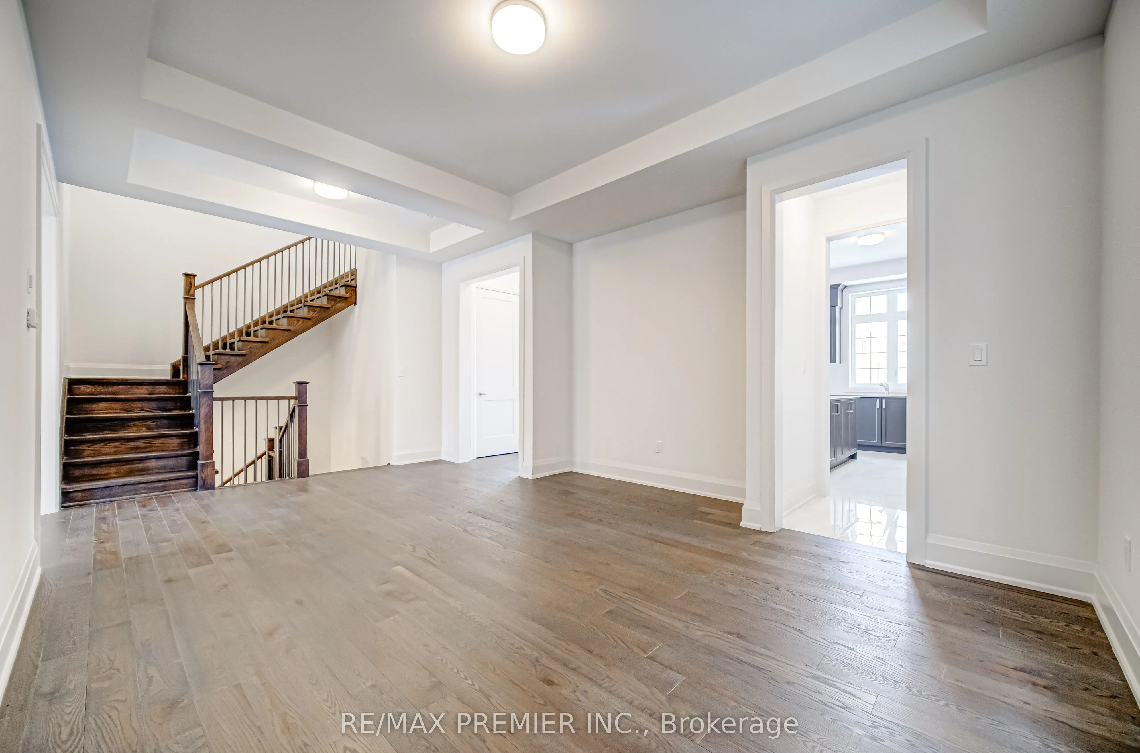 31 Bayberry Drive E