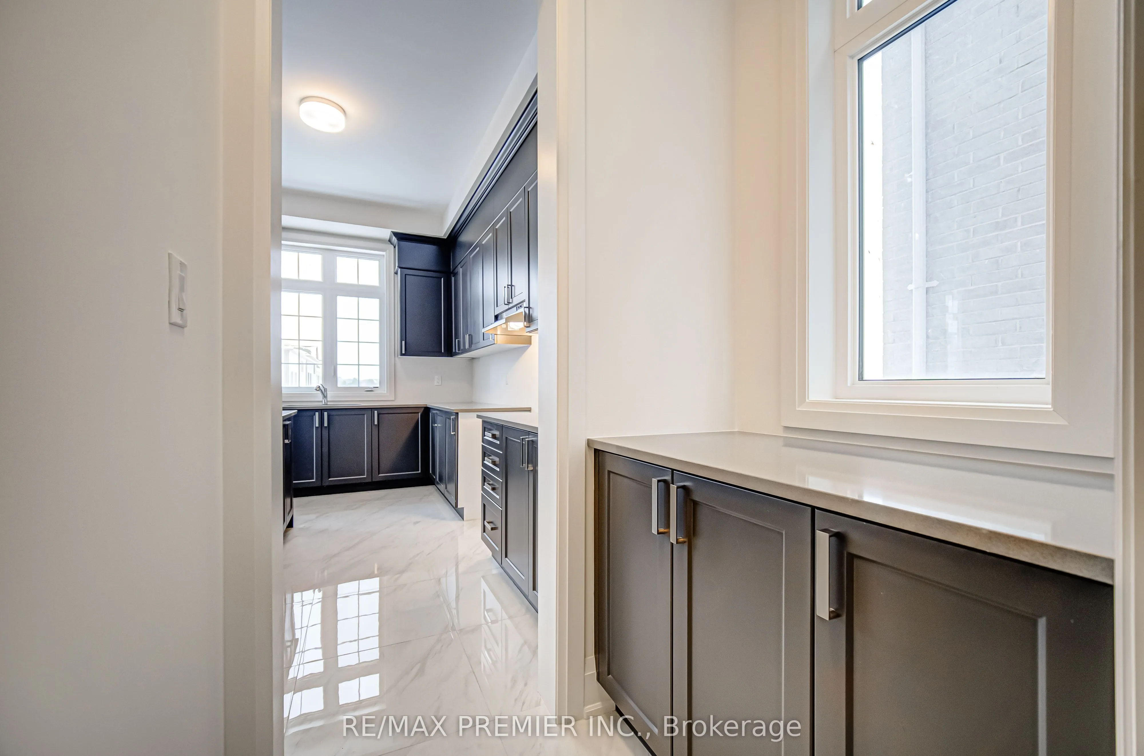 31 Bayberry Drive E