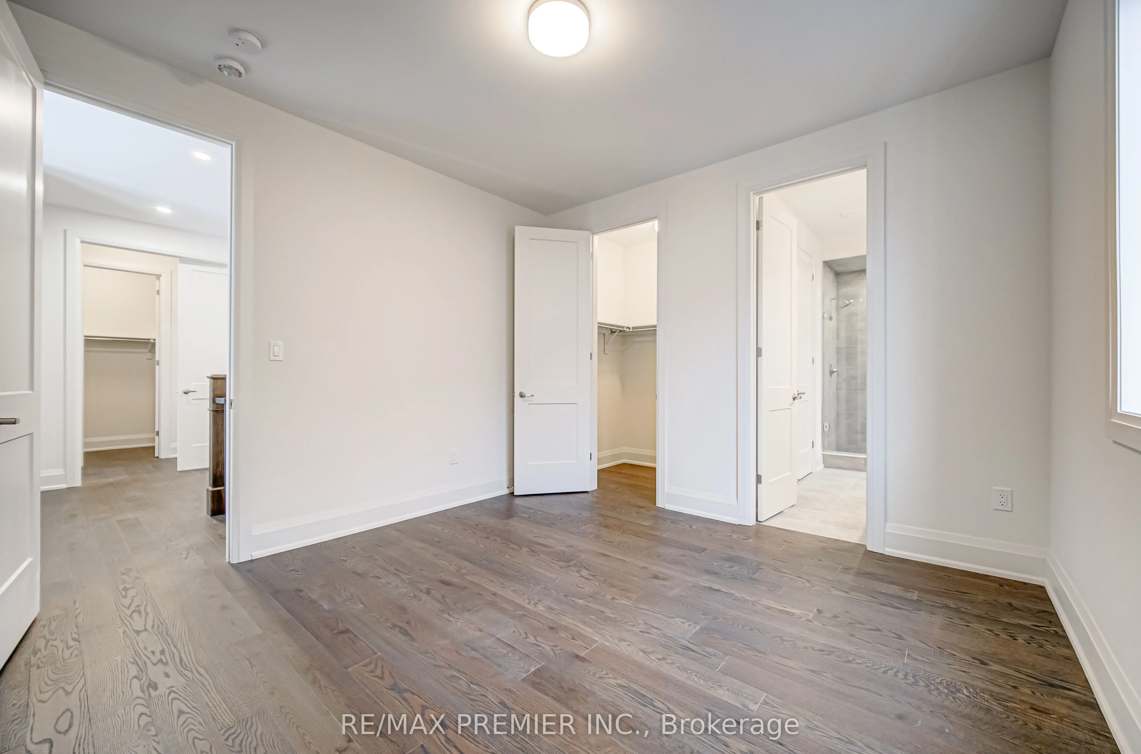 31 Bayberry Drive E