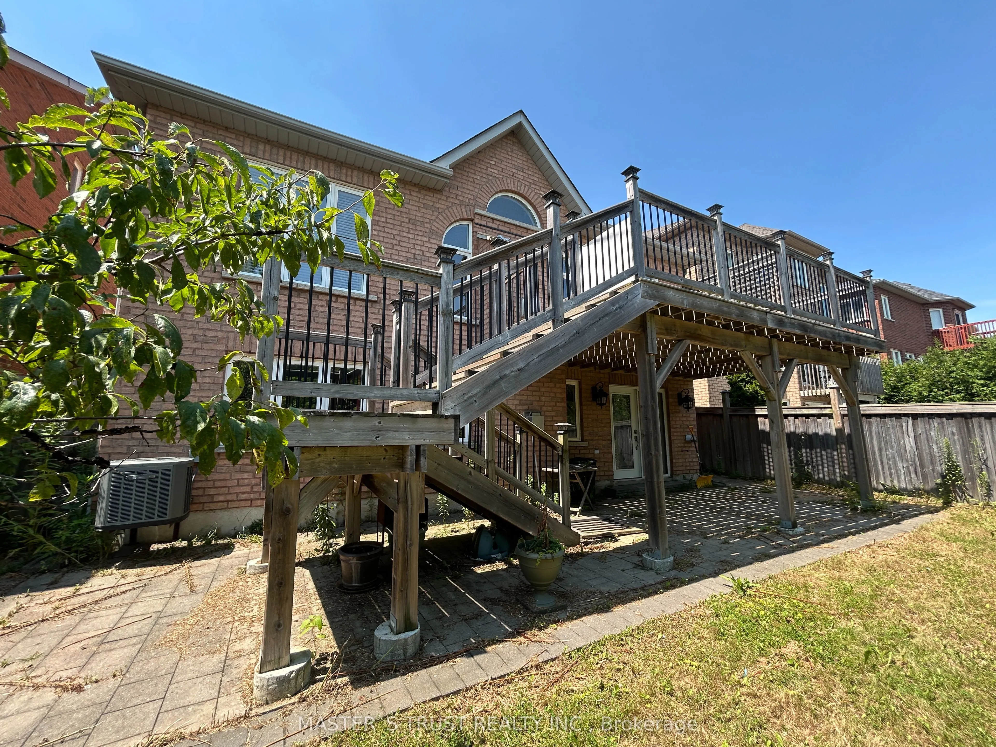 35 Grange Drive
