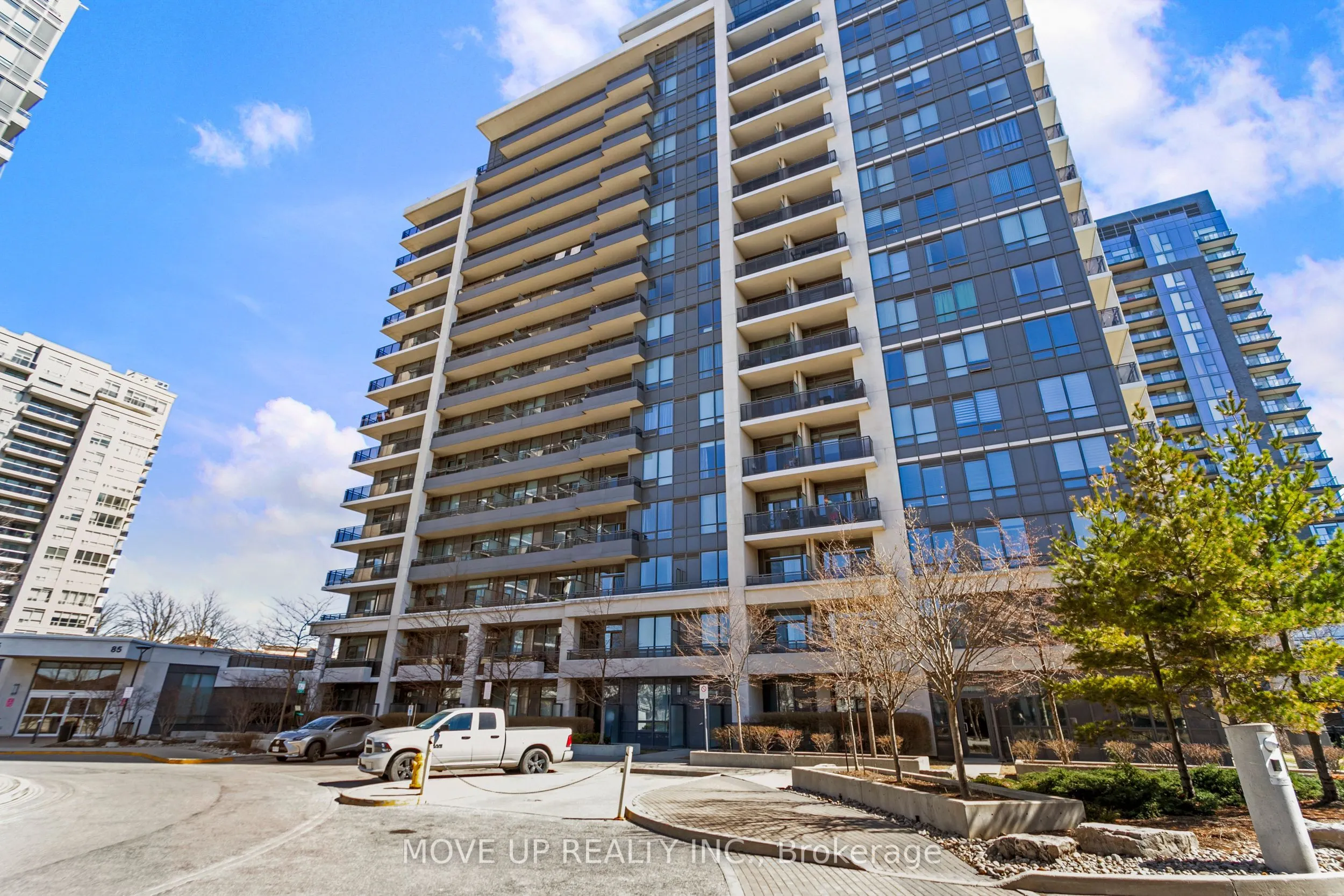 85 North Park Road, #1407