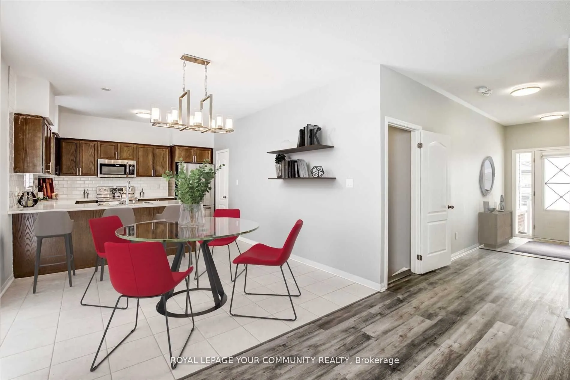 16 Don Hadden Crescent