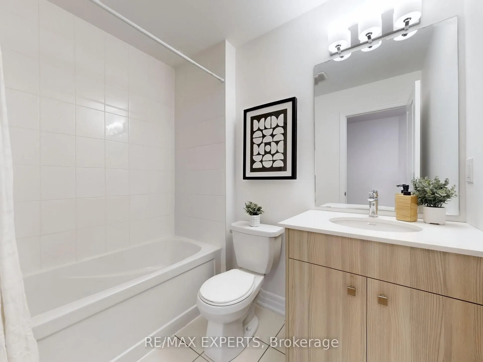 5 Amherst Circle