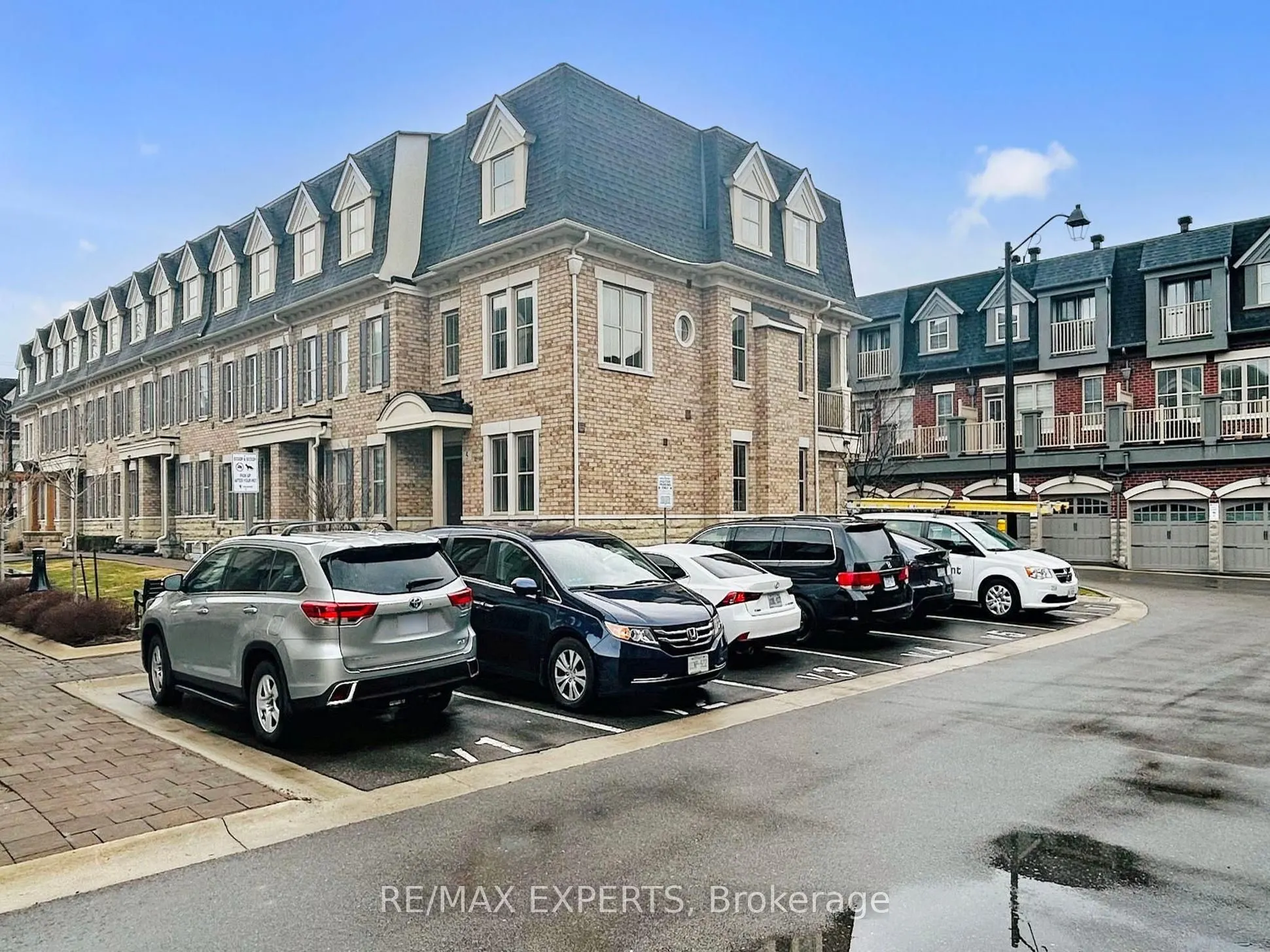 5 Amherst Circle
