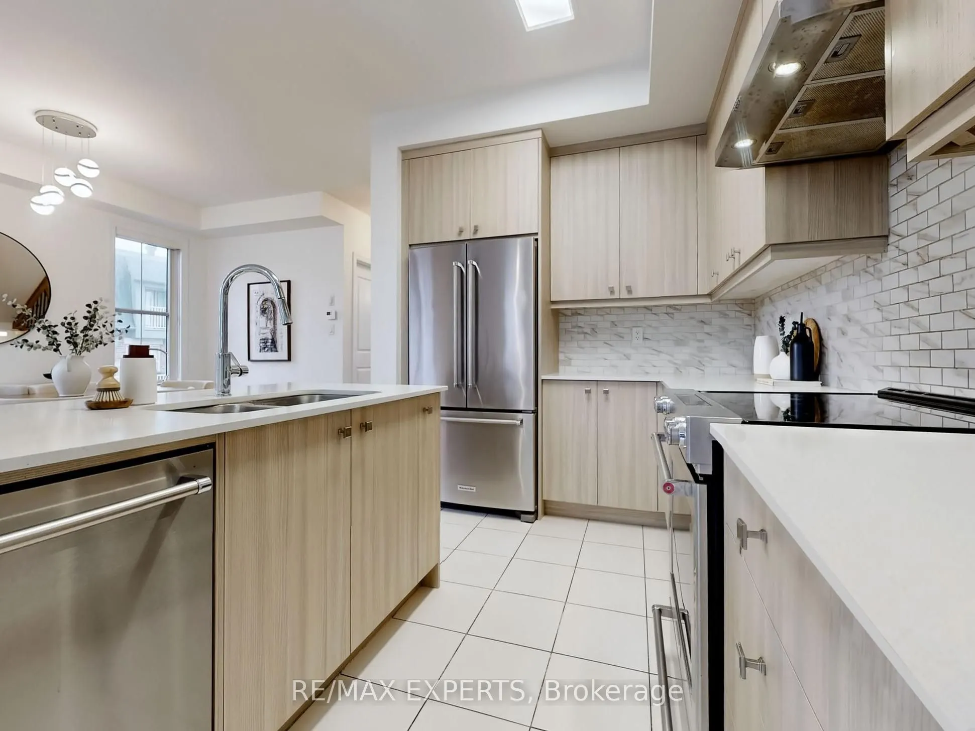 5 Amherst Circle