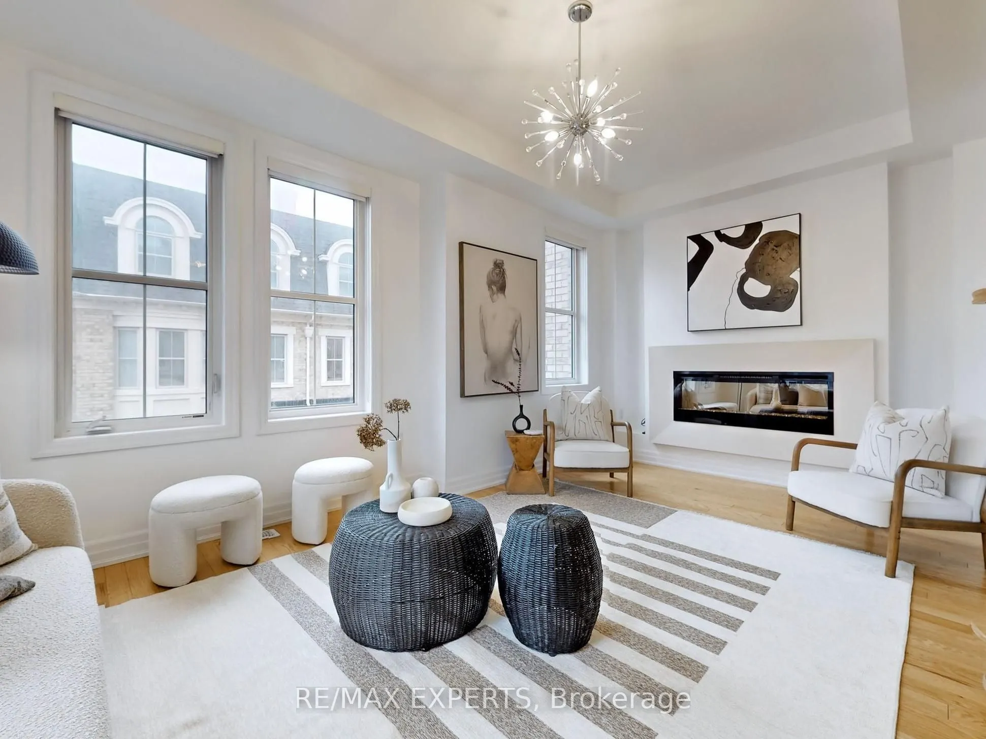 5 Amherst Circle