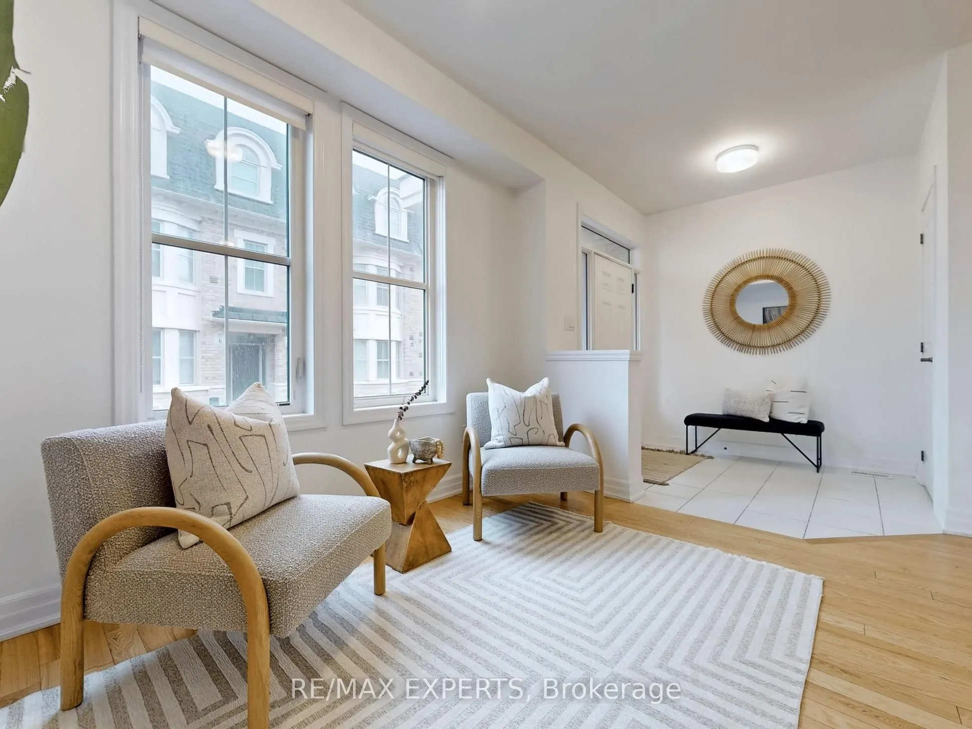 5 Amherst Circle