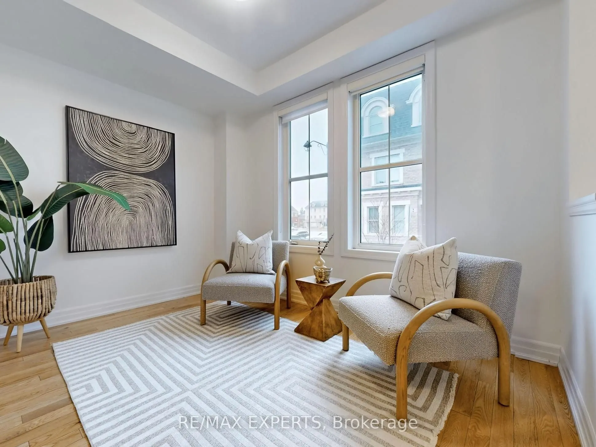 5 Amherst Circle