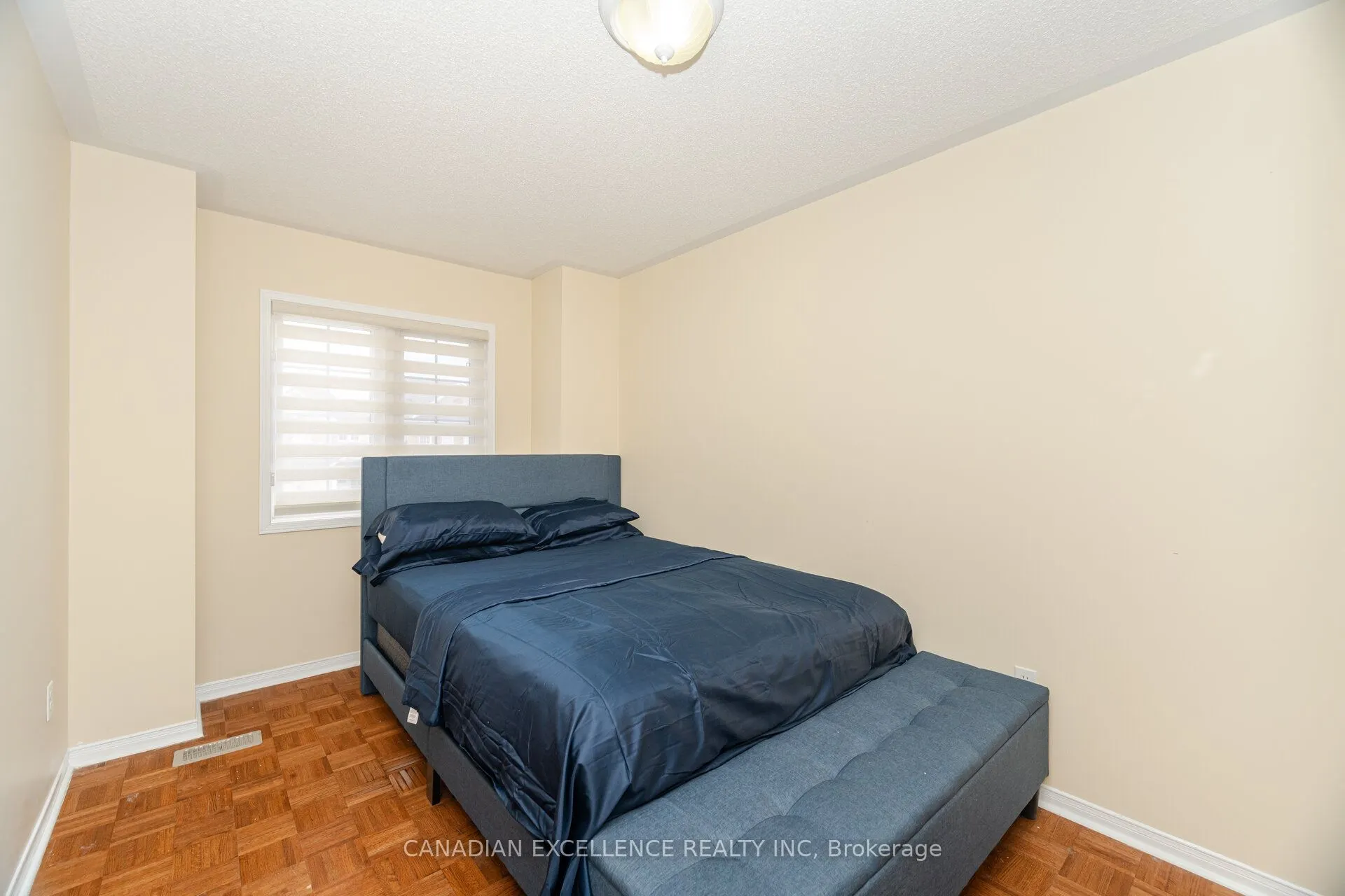 212 Venice Gate Drive