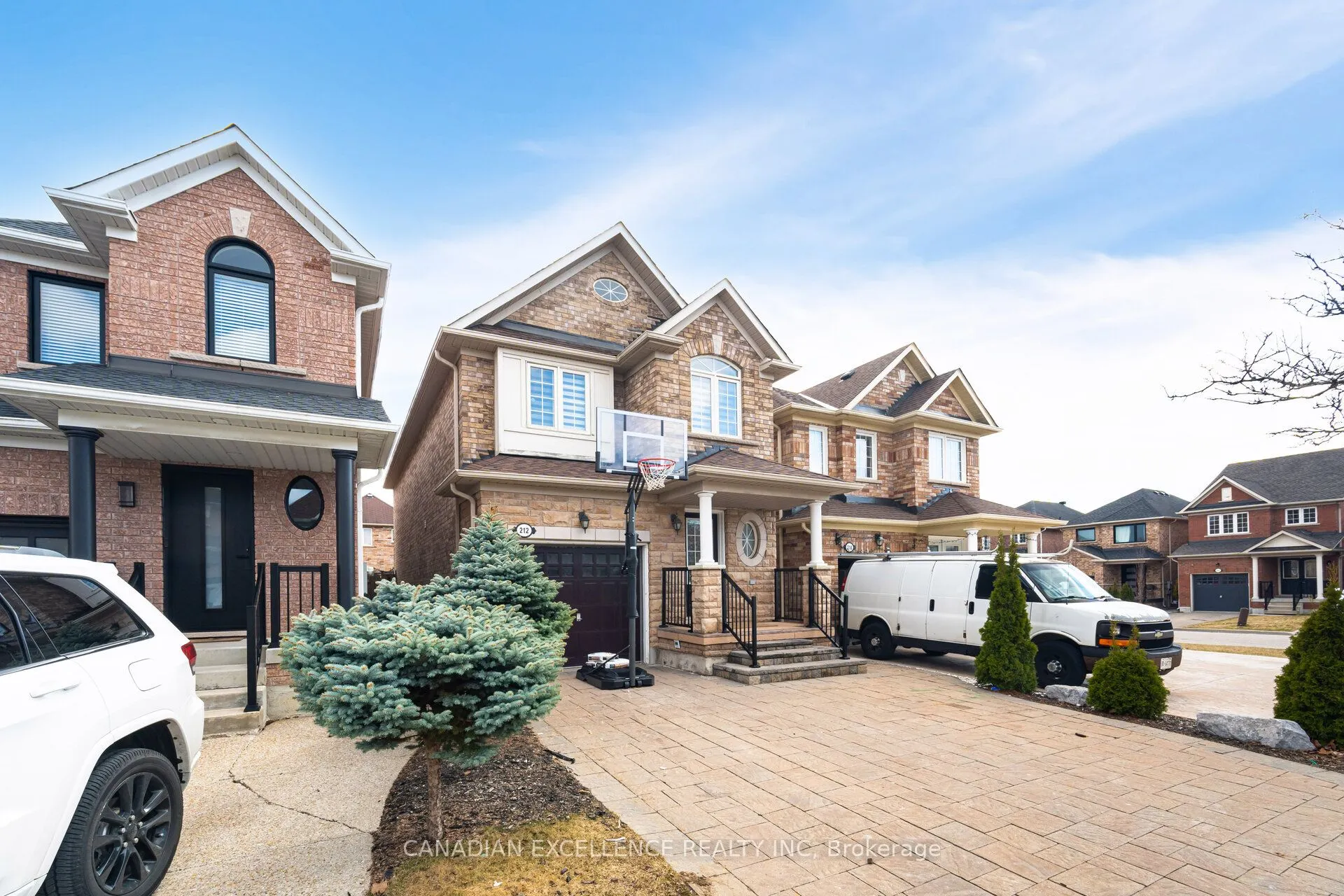 212 Venice Gate Drive