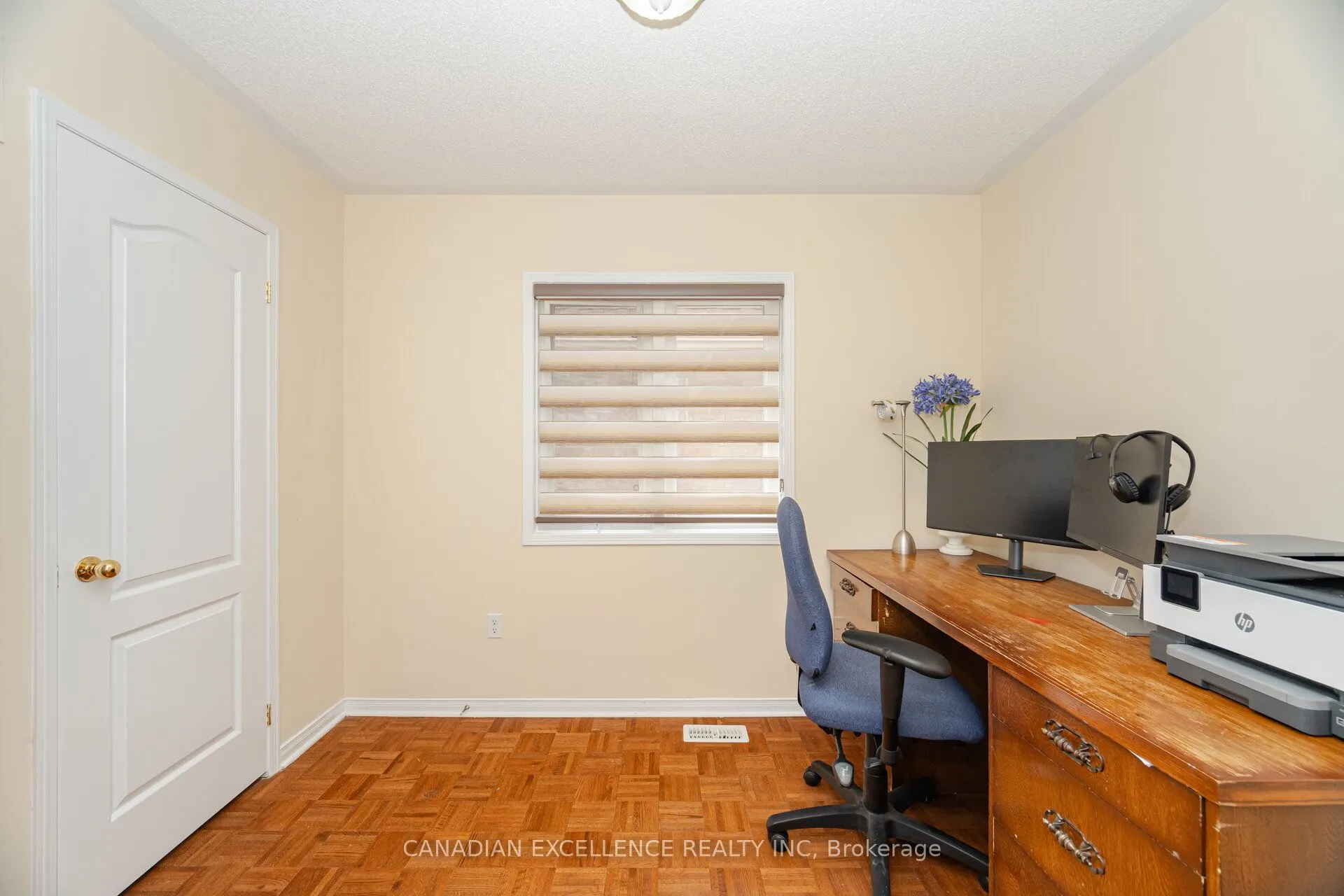 212 Venice Gate Drive