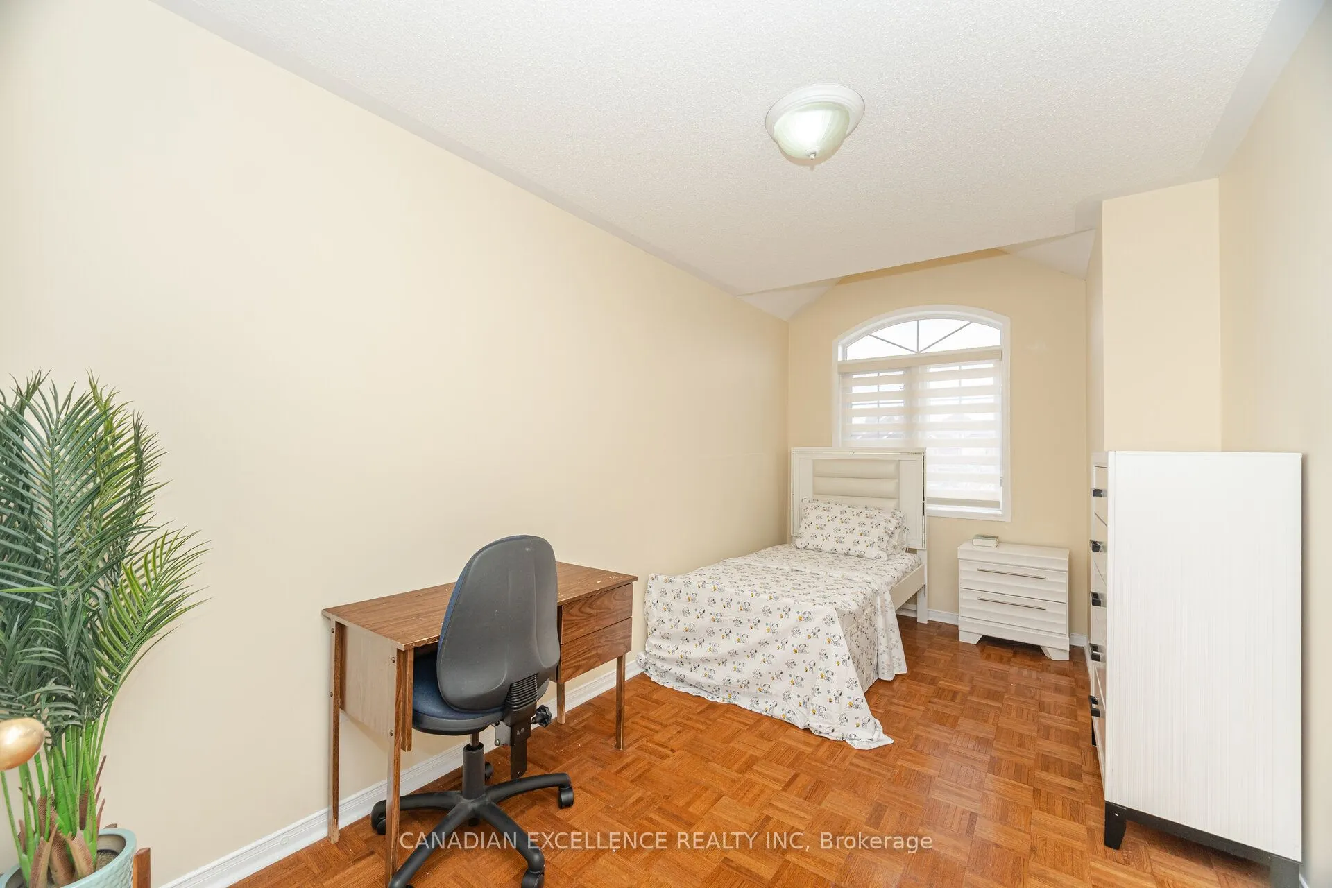 212 Venice Gate Drive