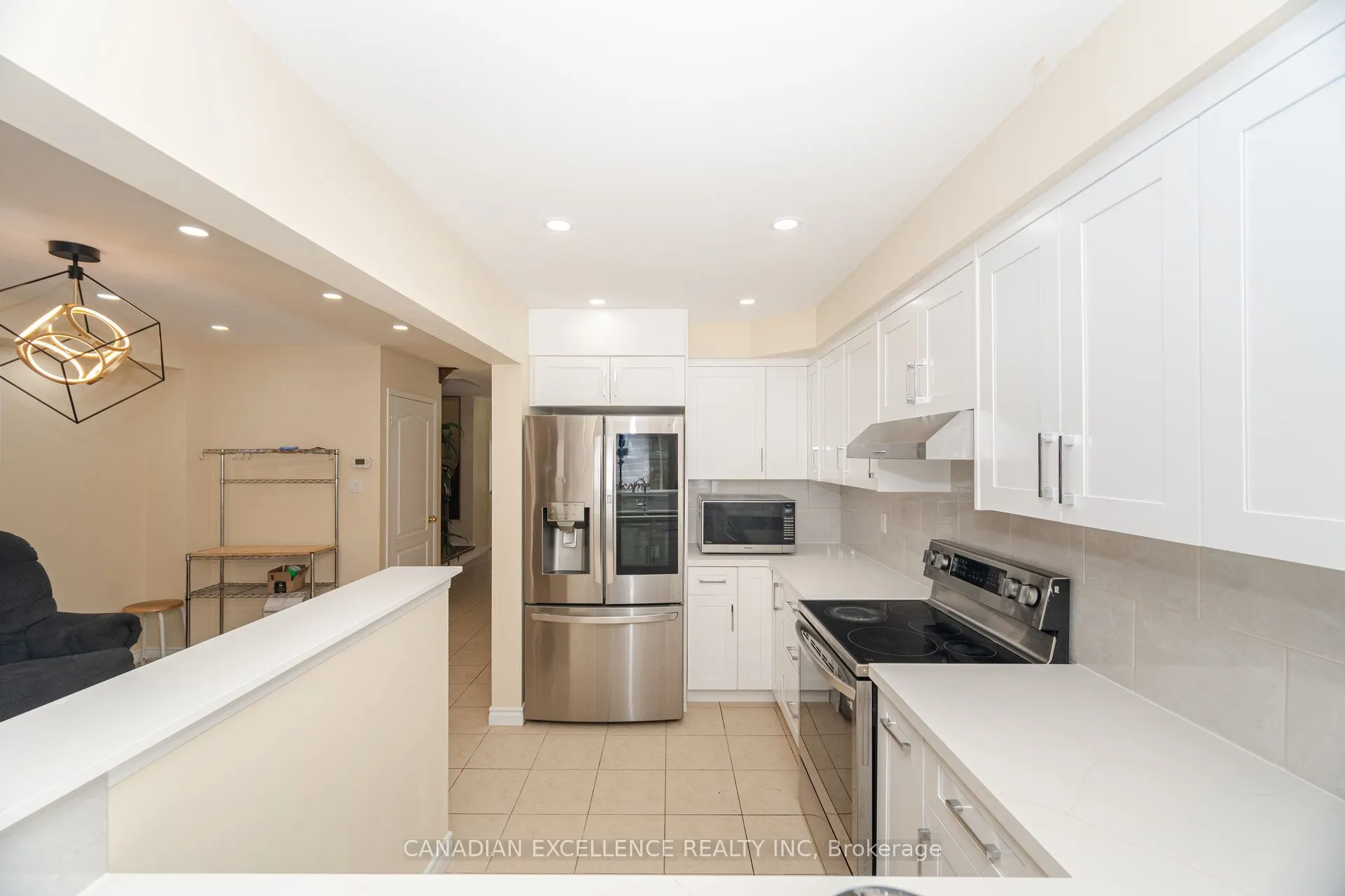 212 Venice Gate Drive