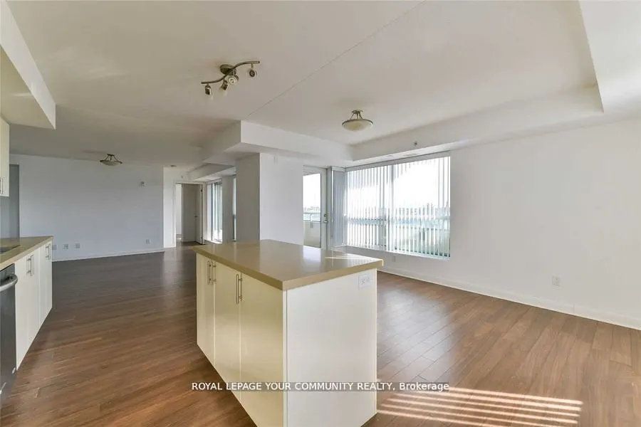 75 Norman Bethune Avenue #317