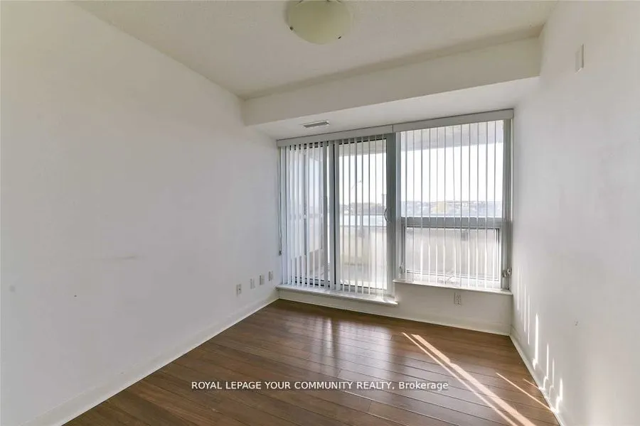 75 Norman Bethune Avenue #317