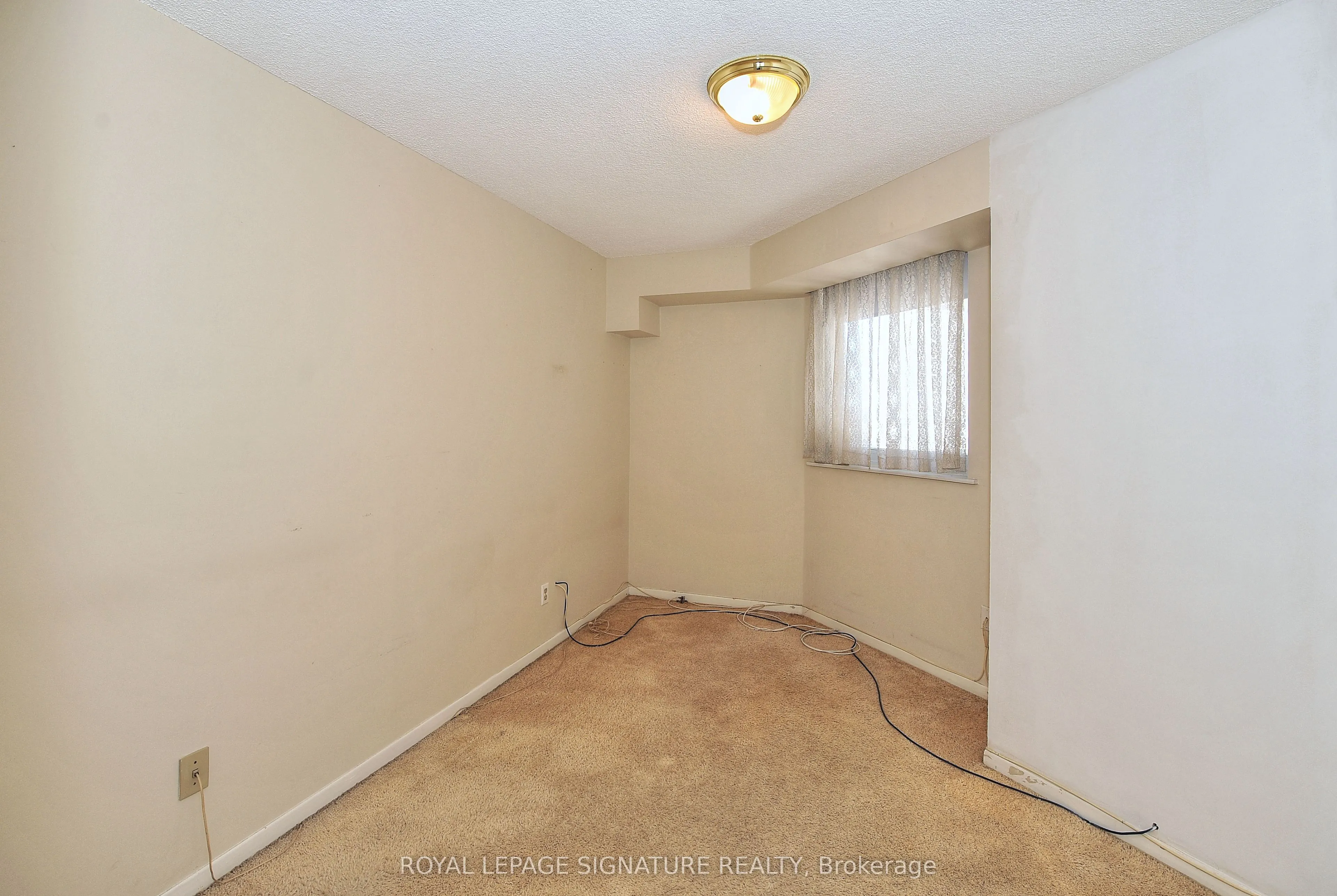 7811 Yonge Street, #1208