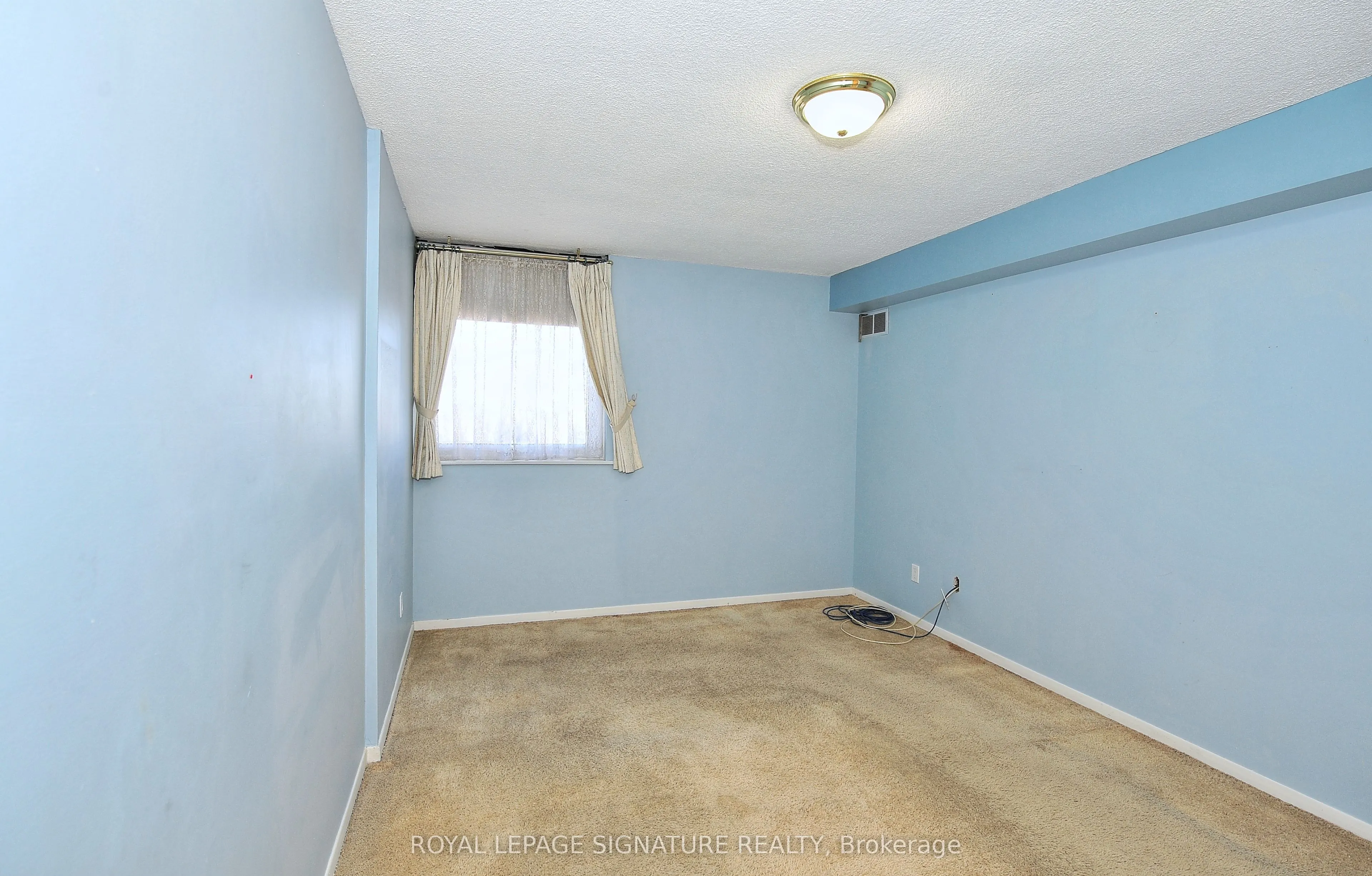 7811 Yonge Street, #1208