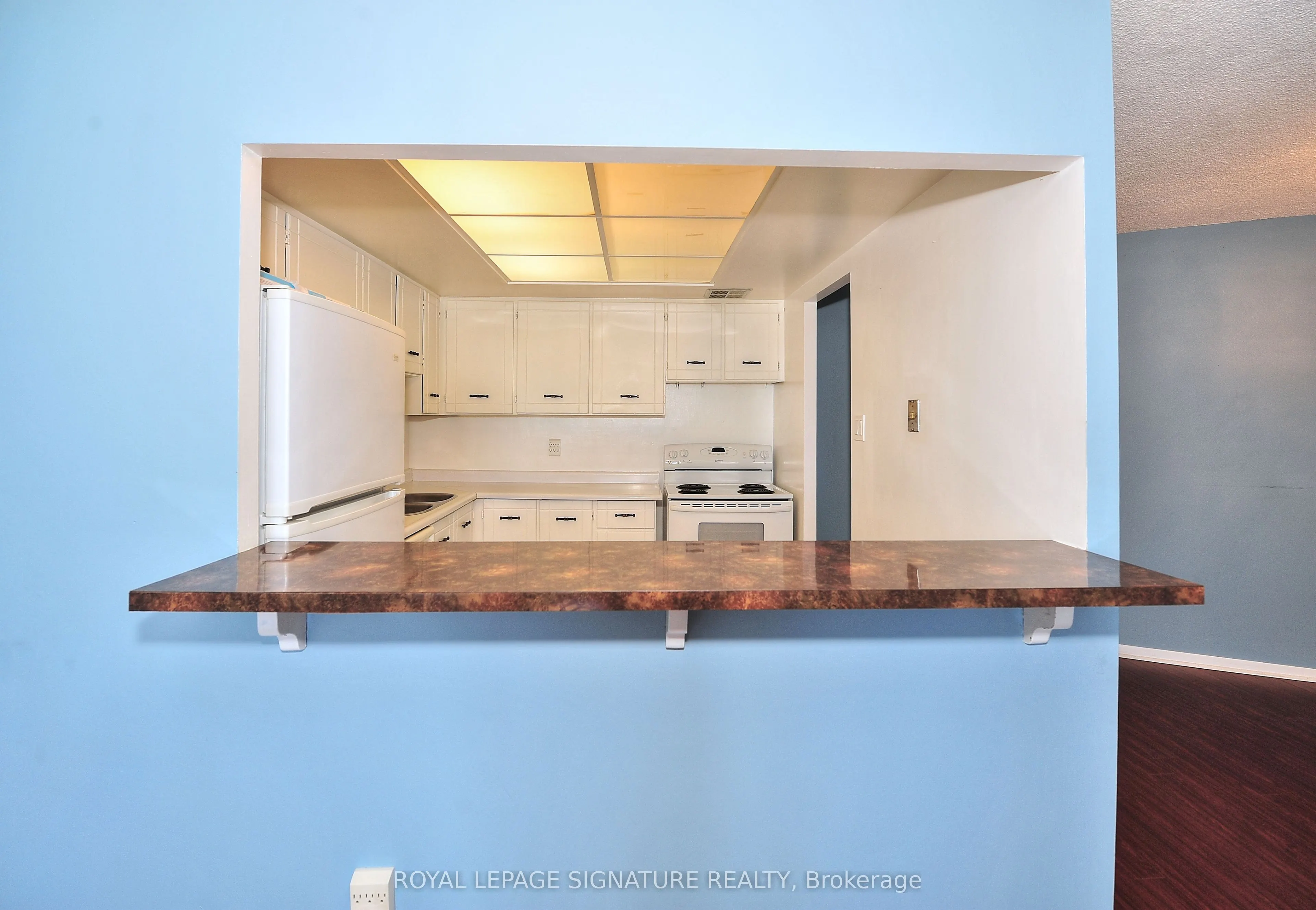 7811 Yonge Street, #1208