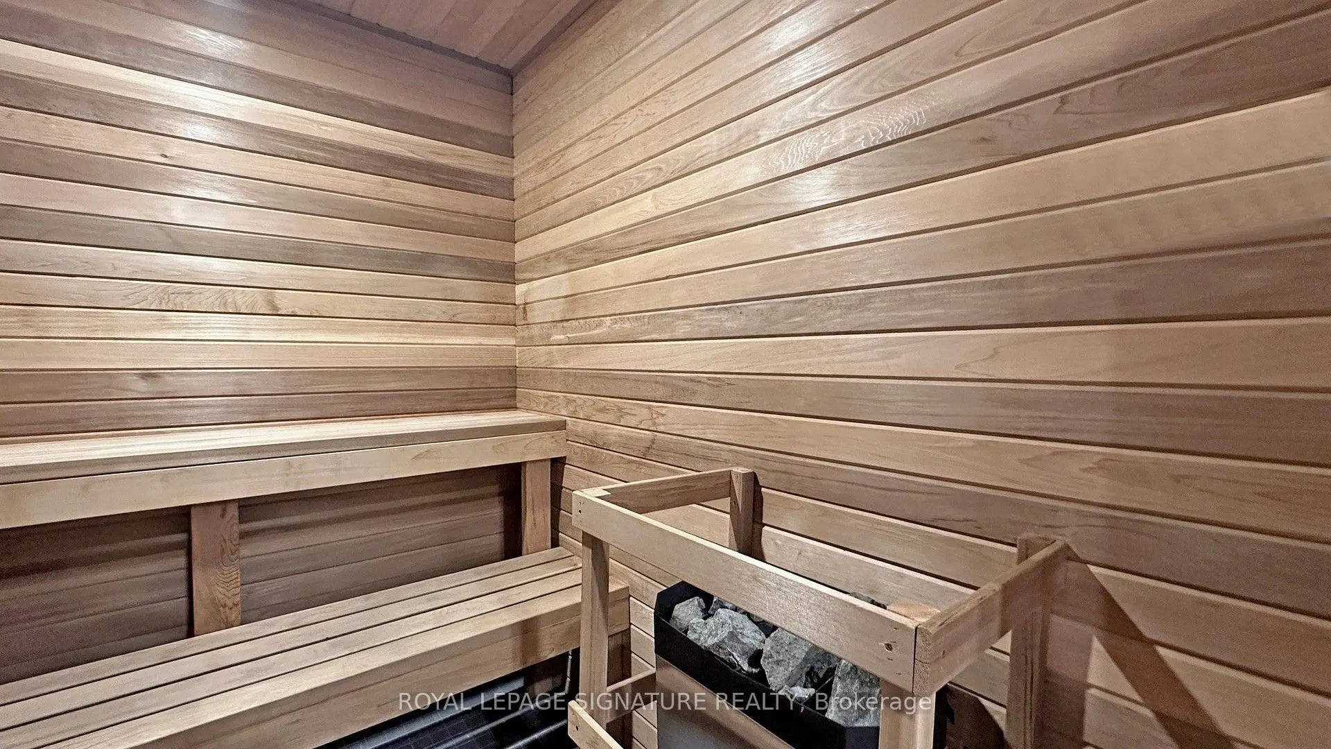 7811 Yonge Street, #1208