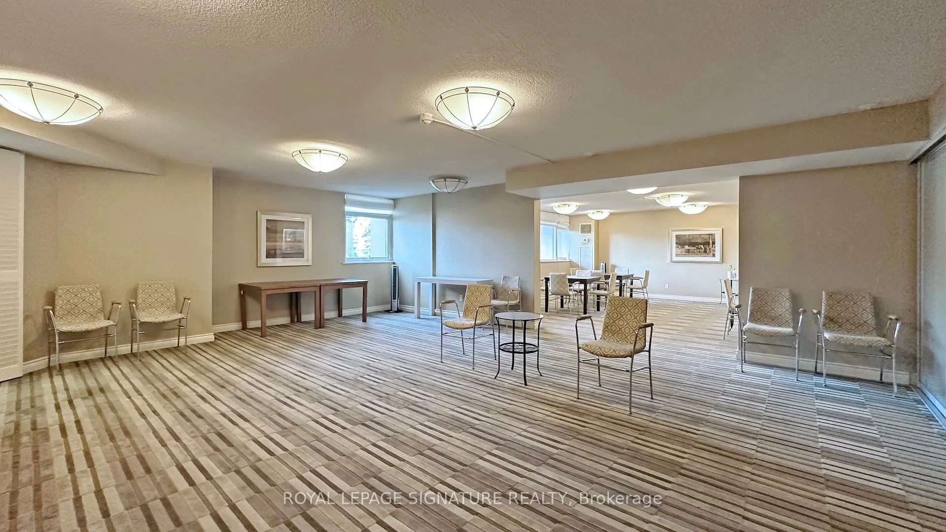 7811 Yonge Street, #1208