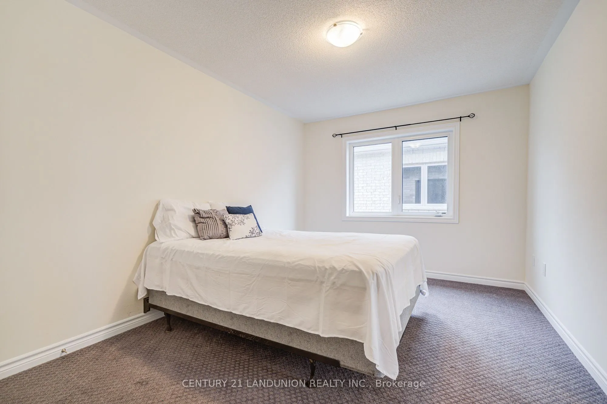 8 Bruce Welch Avenue