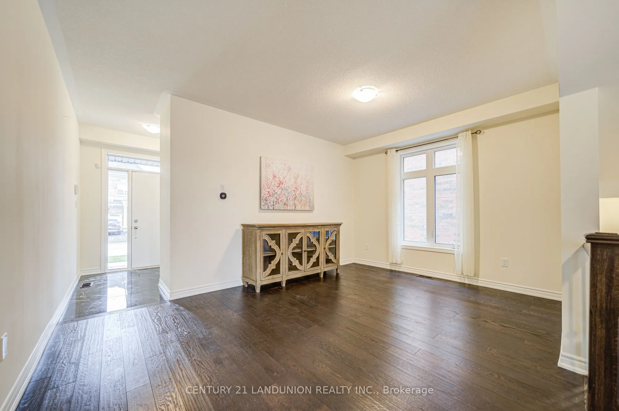 8 Bruce Welch Avenue