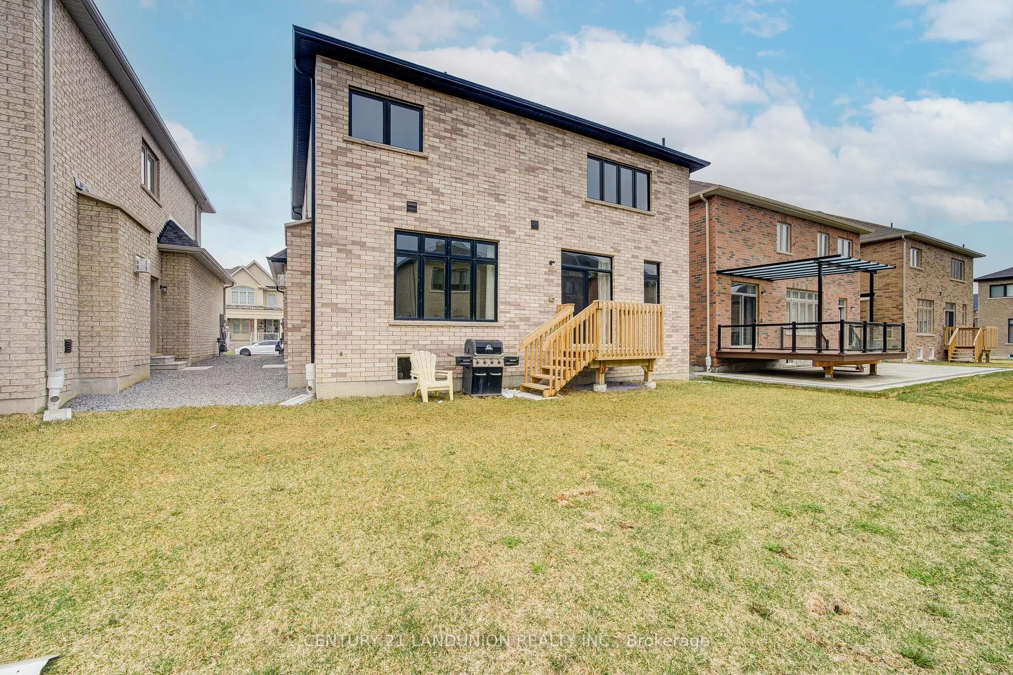 8 Bruce Welch Avenue