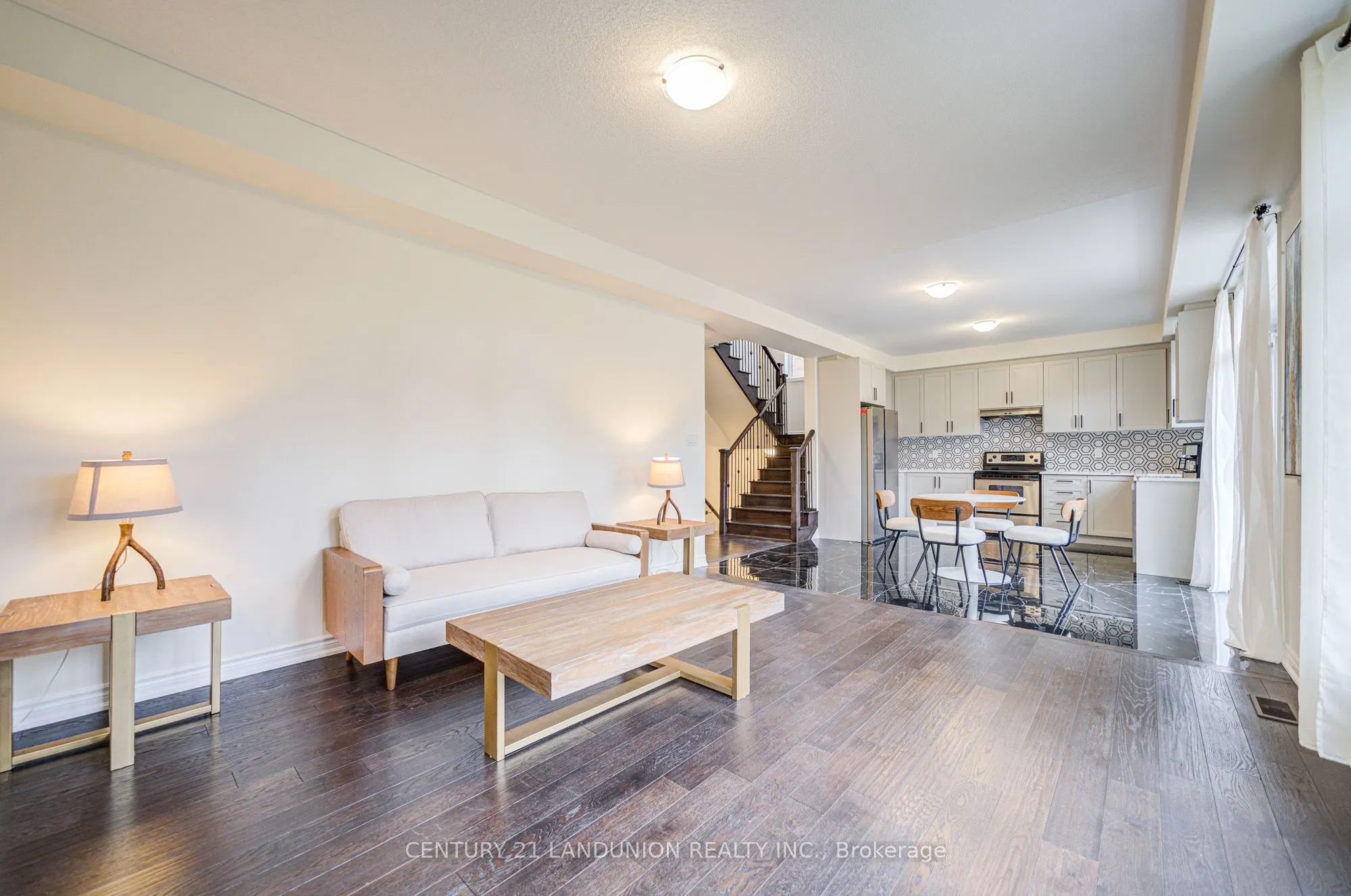 8 Bruce Welch Avenue