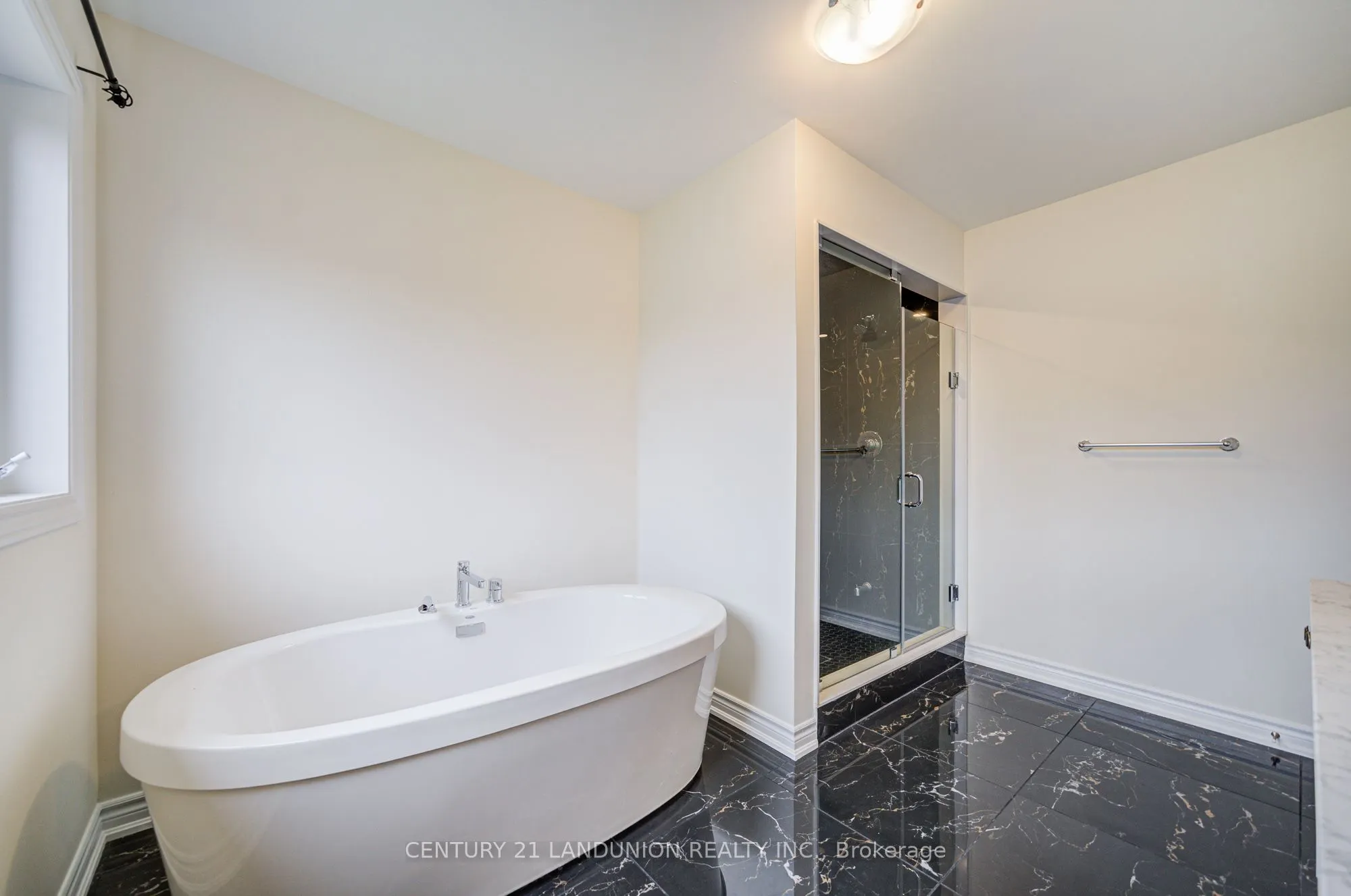 8 Bruce Welch Avenue