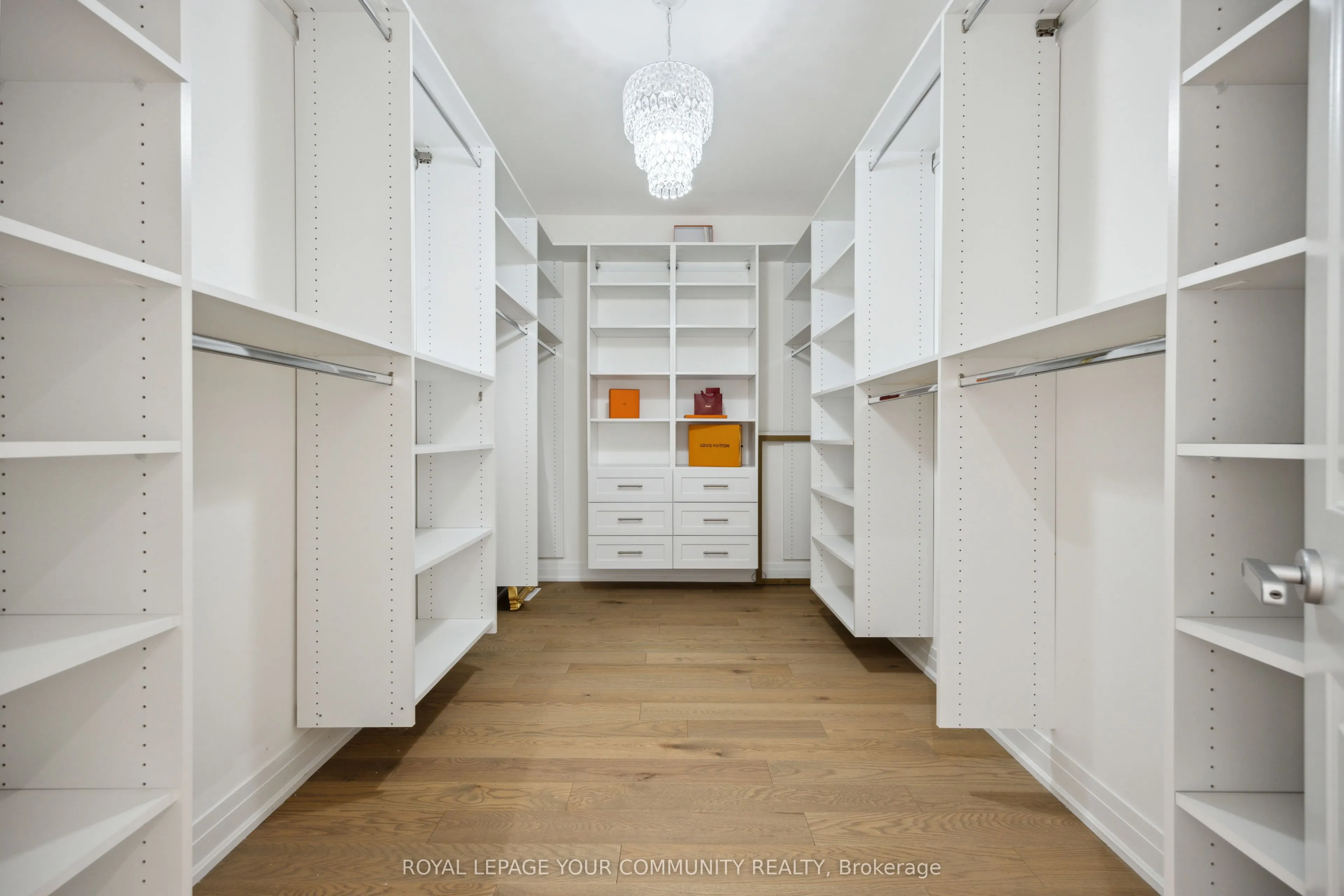 18 Casavant Court