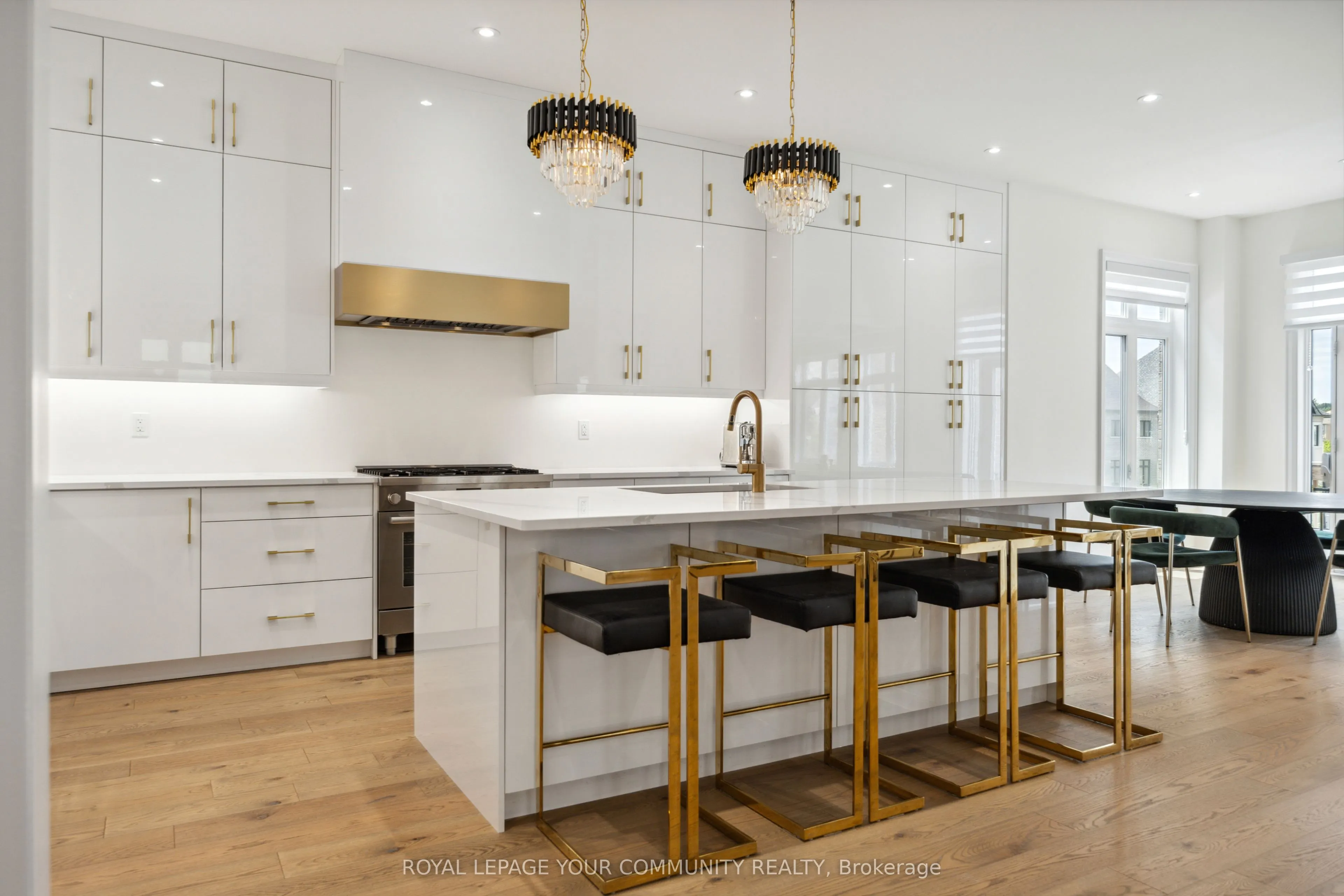 18 Casavant Court
