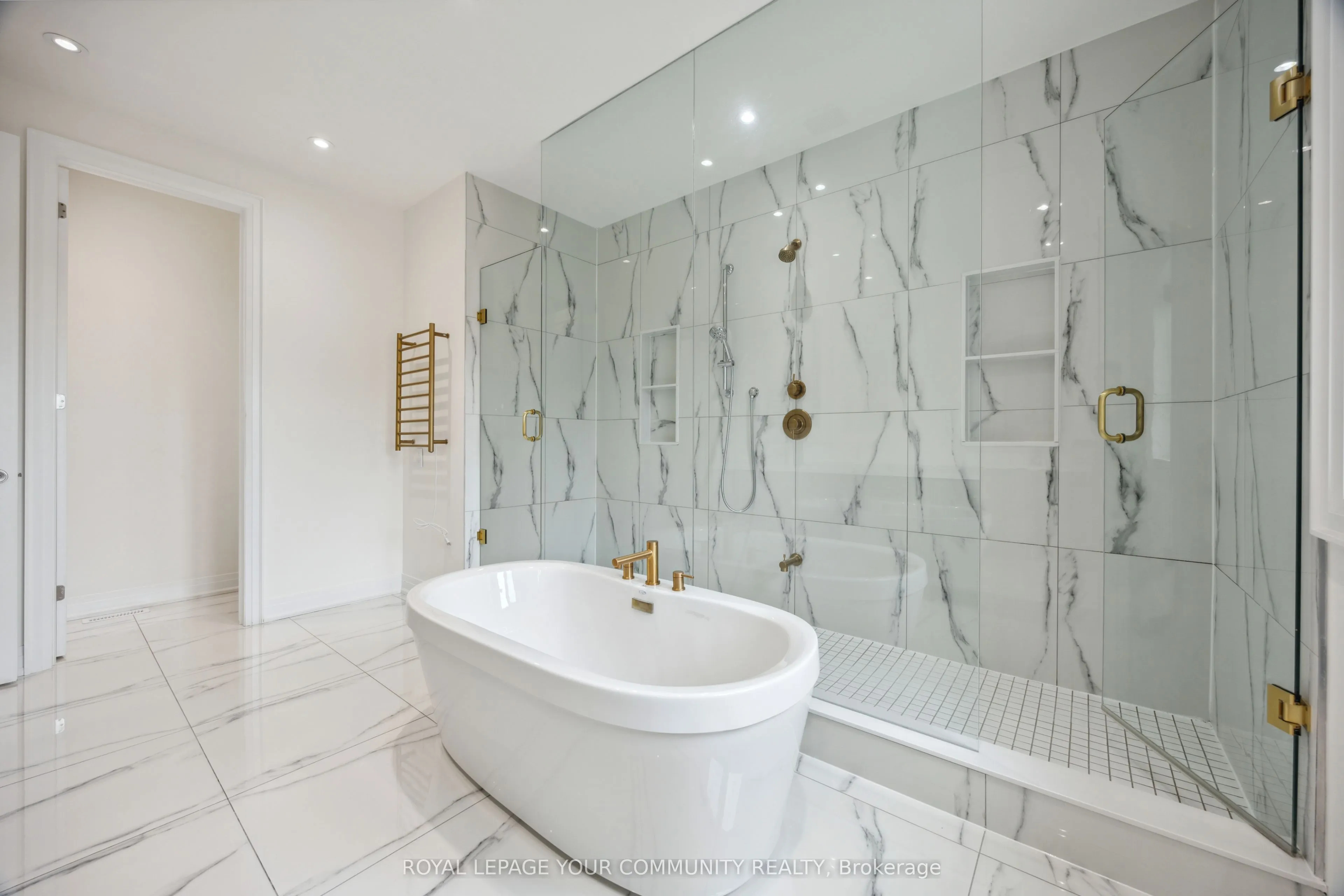 18 Casavant Court