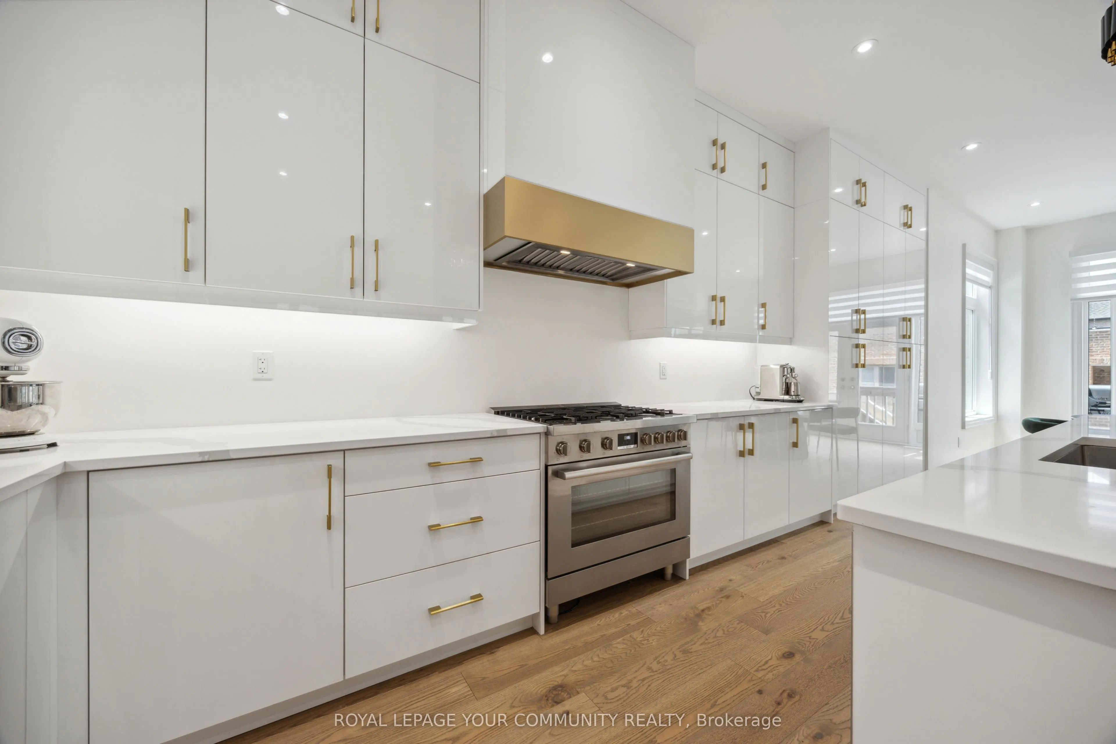 18 Casavant Court