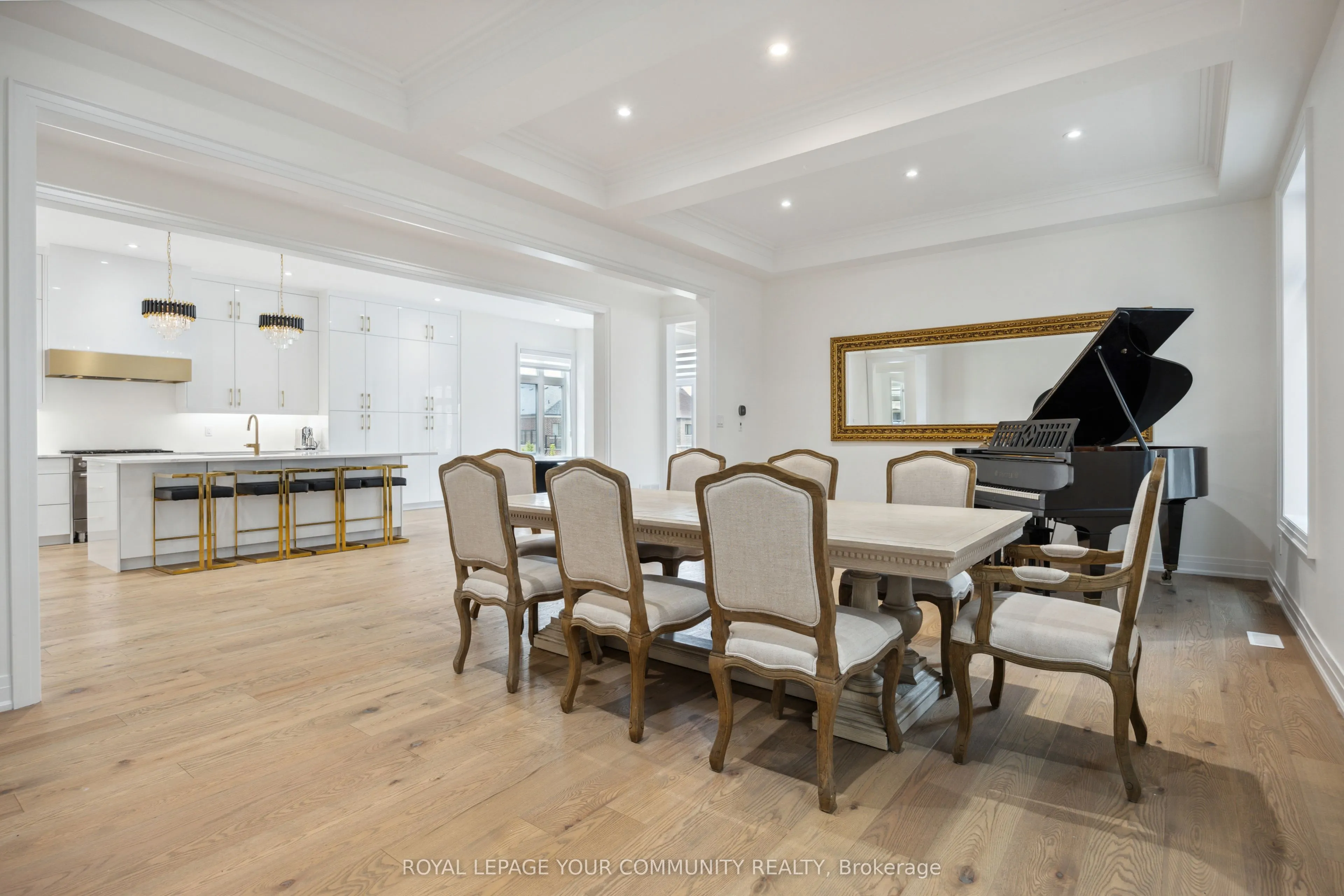18 Casavant Court