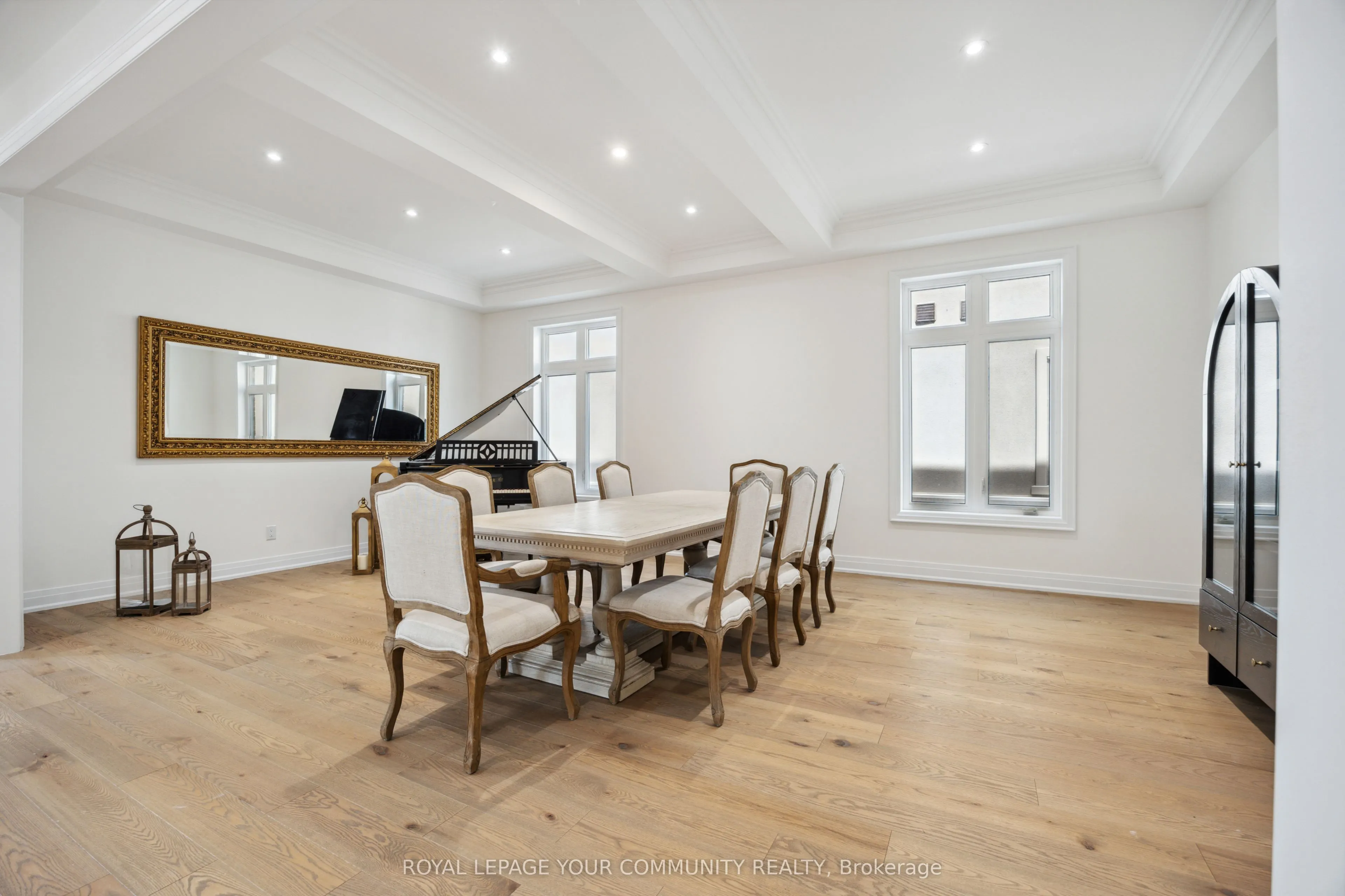 18 Casavant Court