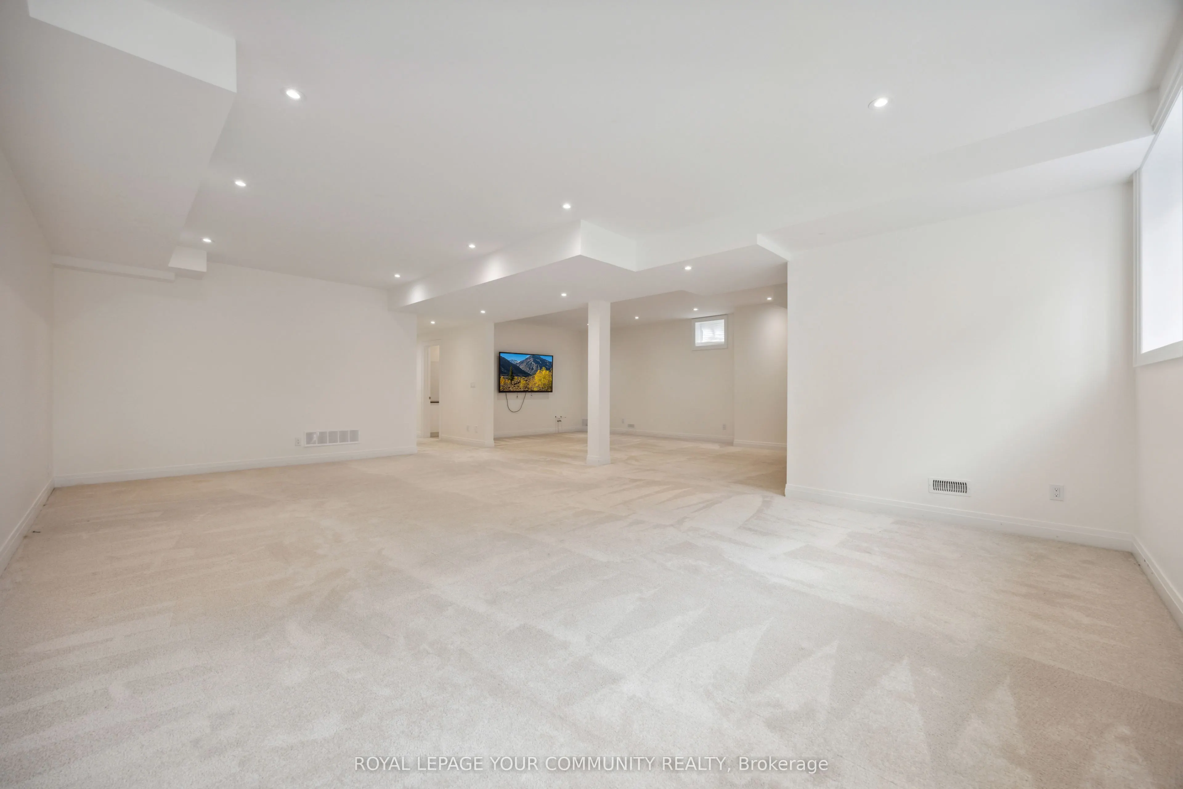 18 Casavant Court