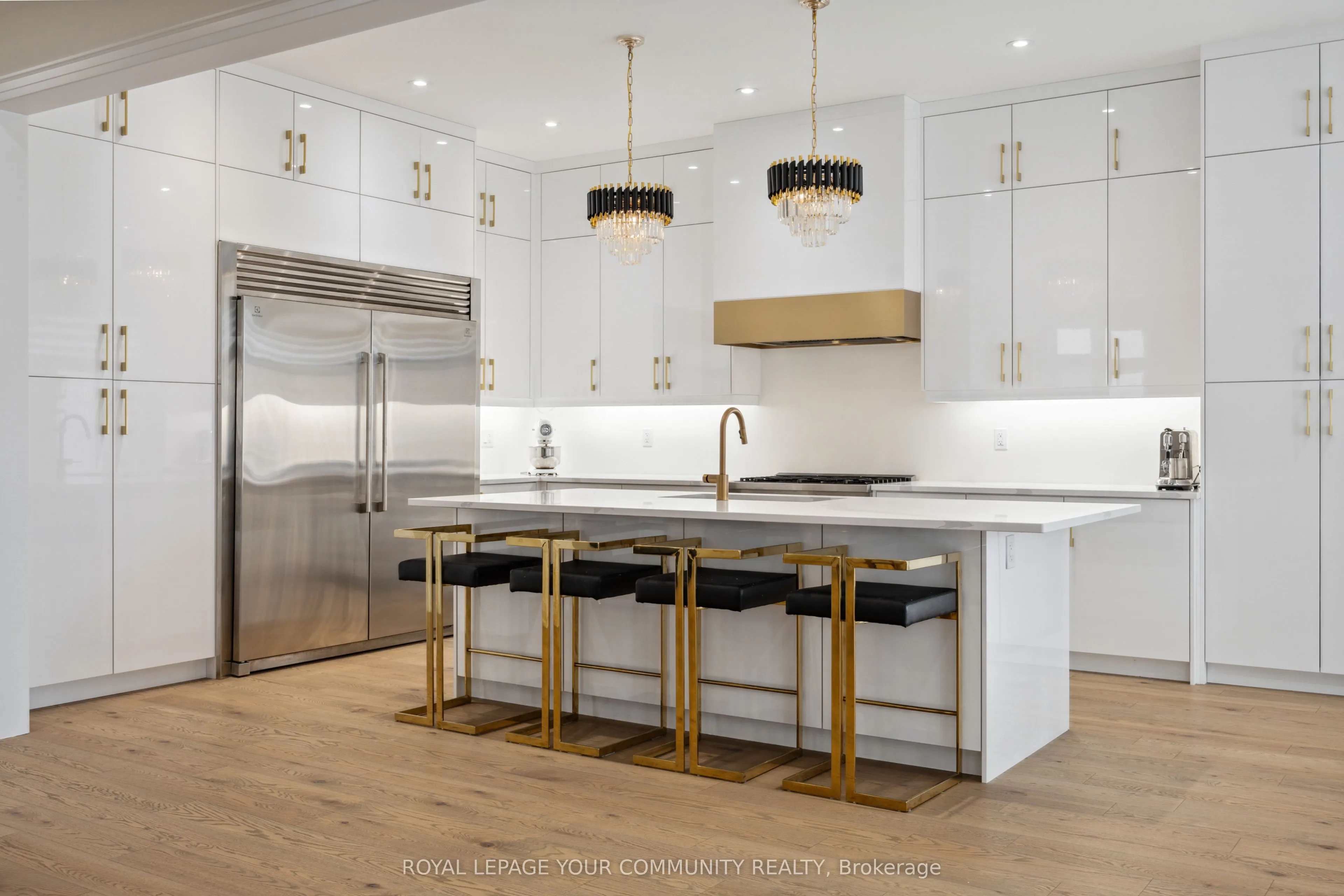 18 Casavant Court