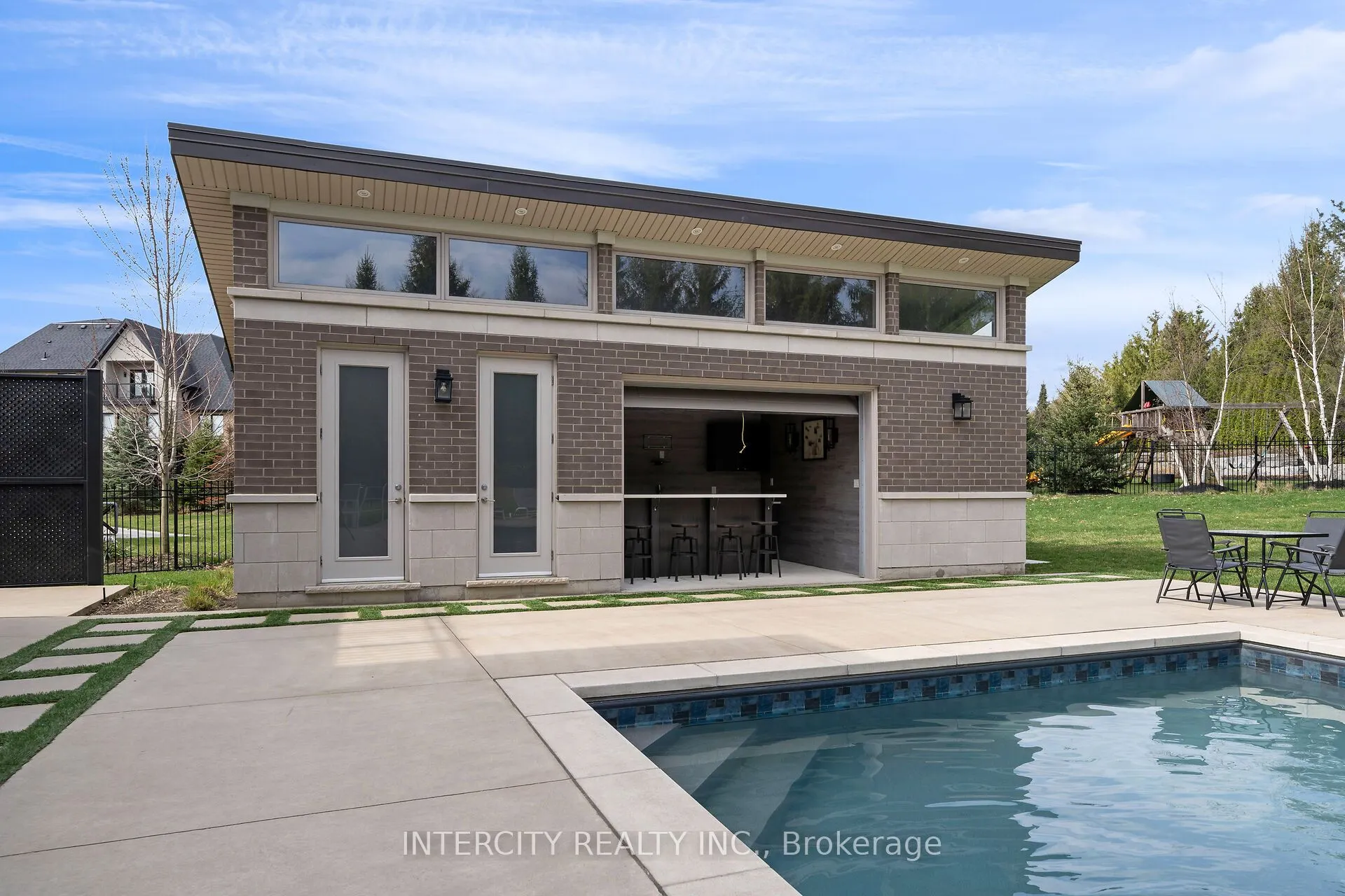 34 Rosebud Court