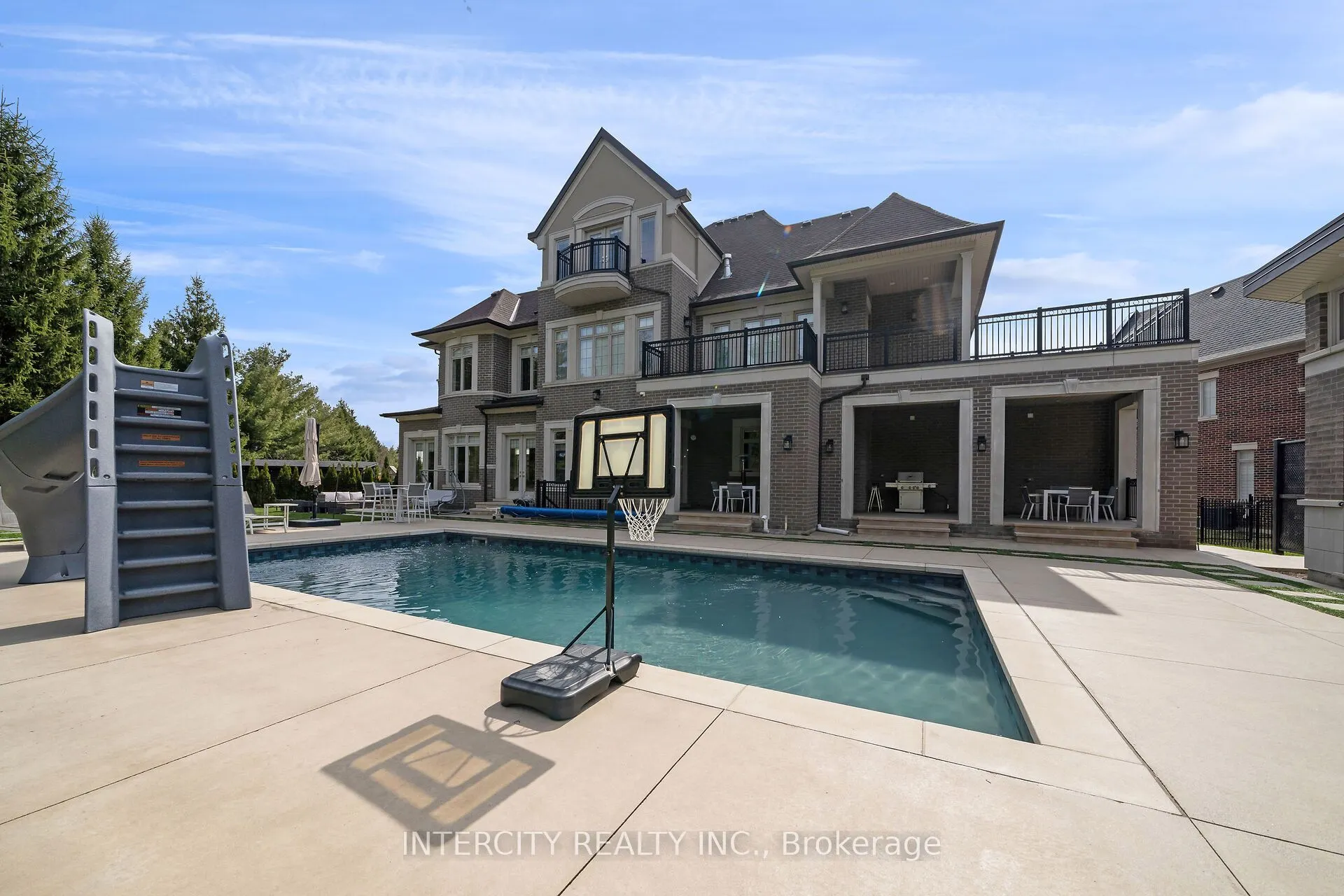 34 Rosebud Court