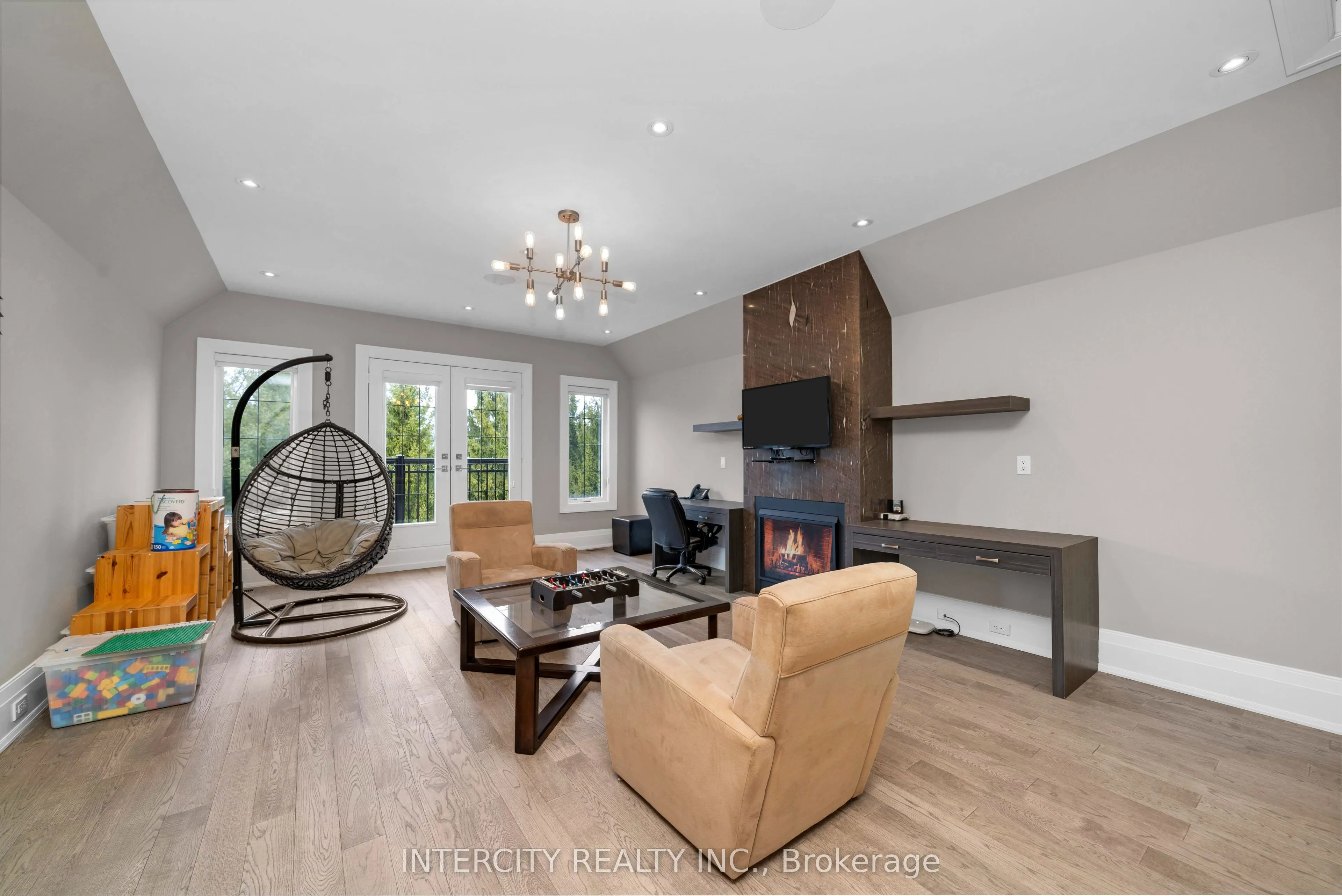 34 Rosebud Court