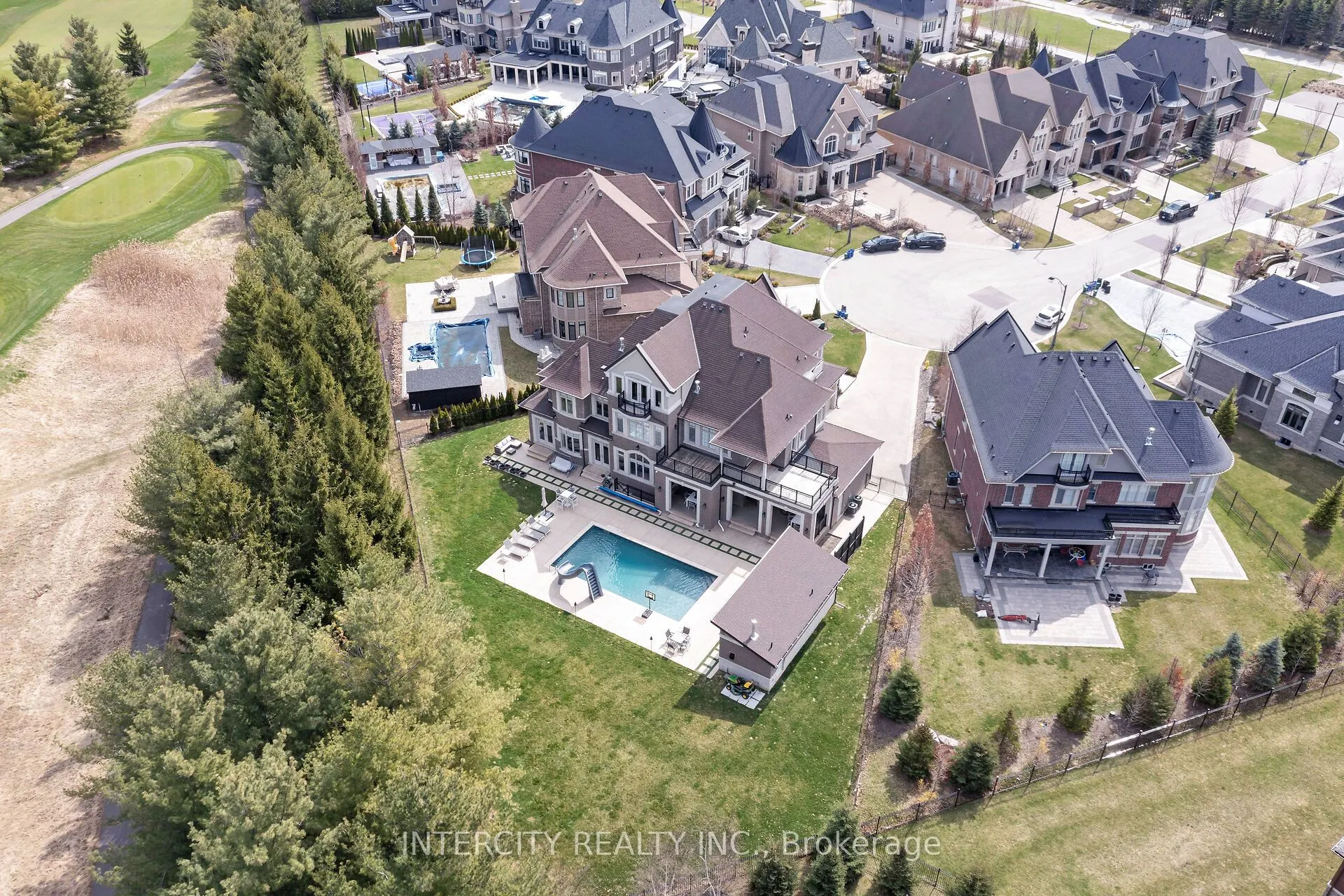 34 Rosebud Court