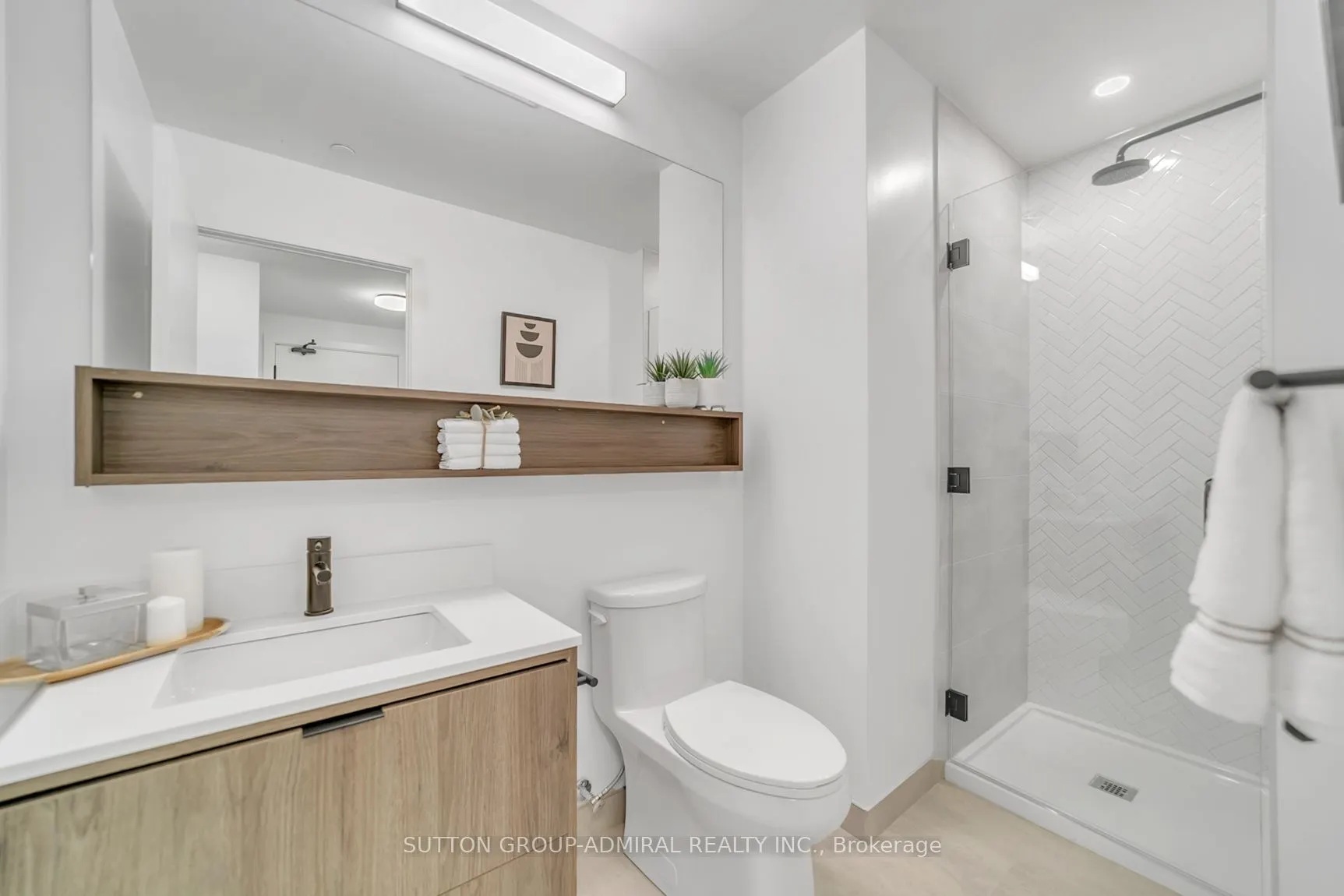 8888 Yonge Street #322